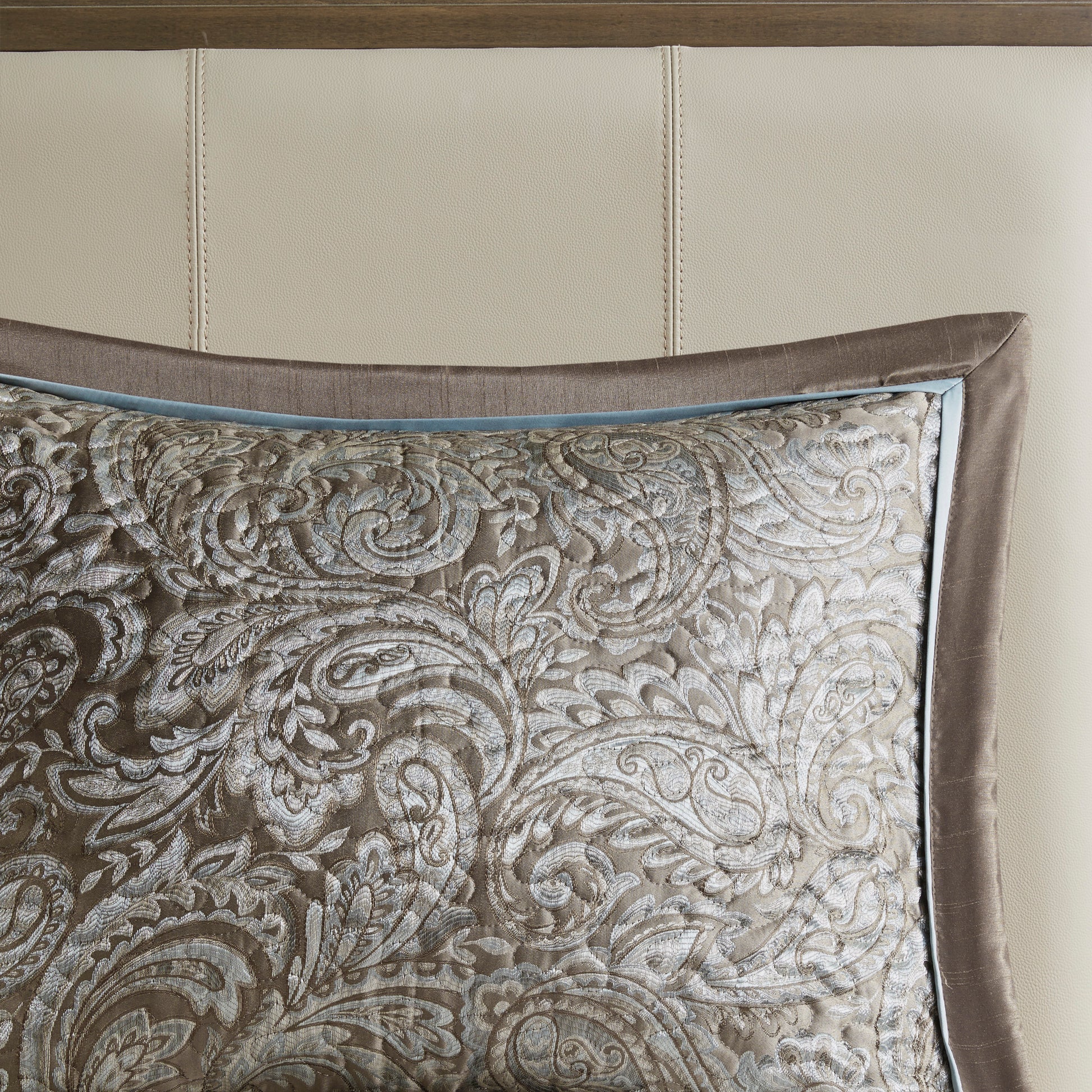 5 Piece Jacquard Bedspread Set With Throw Pillows Blue Brown Queen Queen Blue Brown Cotton