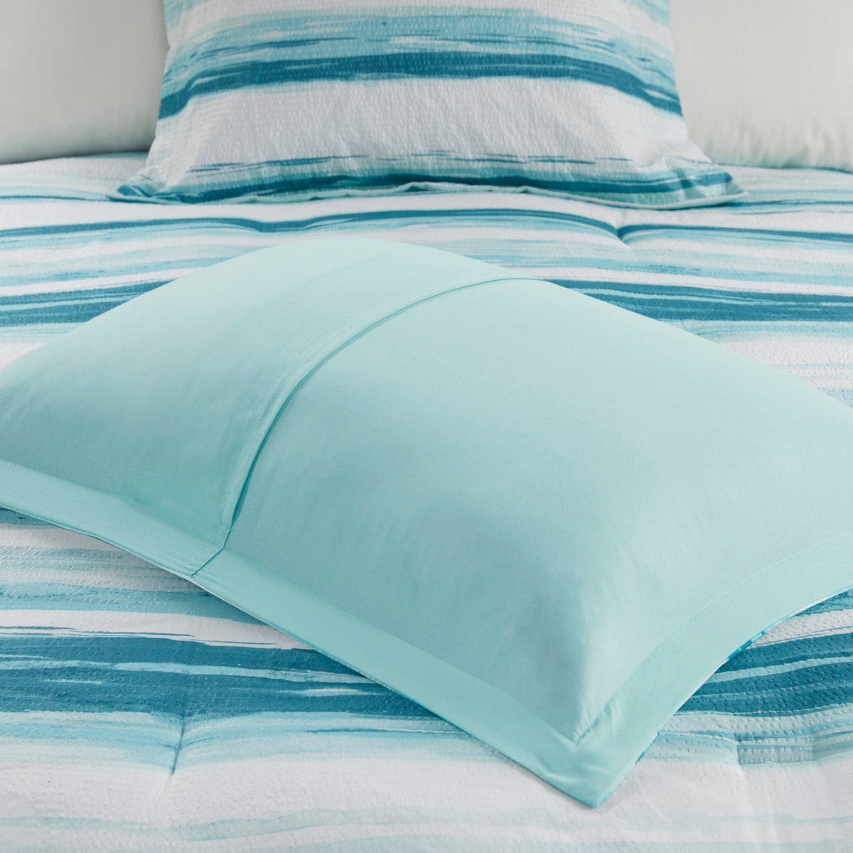 8 Piece Printed Seersucker Comforter And Quilt Set Collection Aqua King Cal King King Aqua Polyester