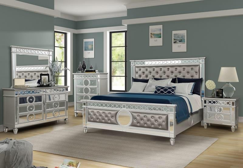 Symphony Modern Style Mirror Front 5 Drawer Chest With Diamond Shaped Legs And Made With Wood In Silver Silver Drawer 5 Drawers & Above Bedroom Ball Bearing Glides Modern Mirrored Finish Silver Solid Wood Mdf Wood