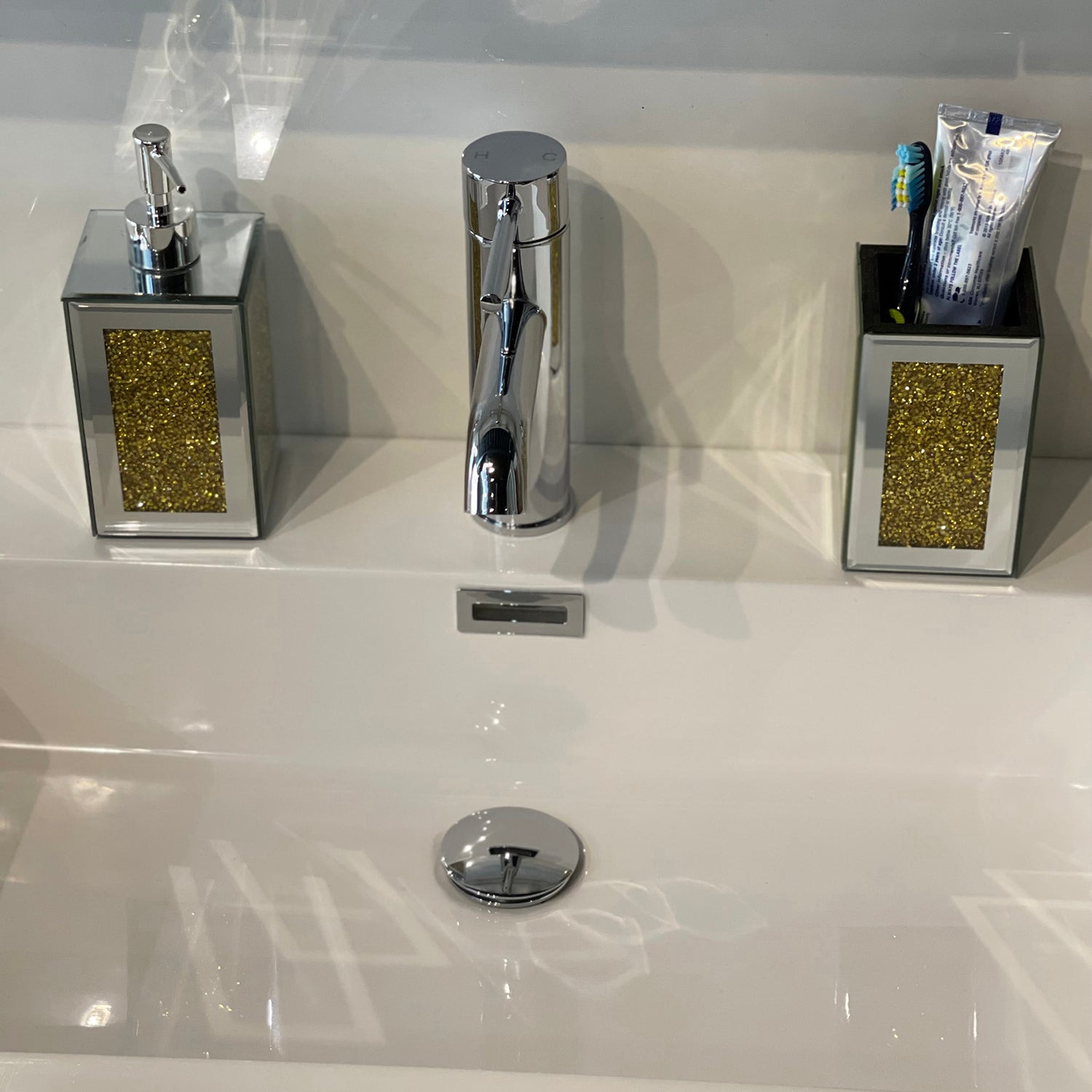 Ambrose Exquisite 2 Piece Square Soap Dispenser And Toothbrush Holder Gold Glass