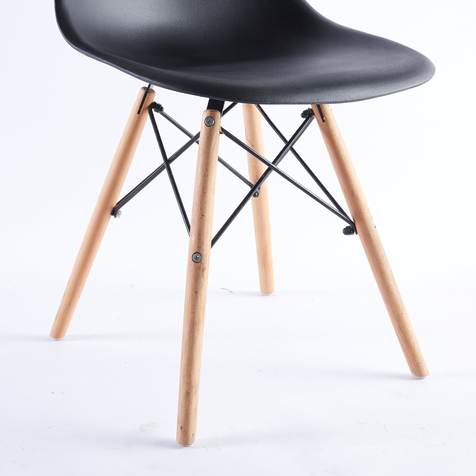 Black Chair,Set Of 4,Kd Leg,Plastic Seat Matt Black Plastic