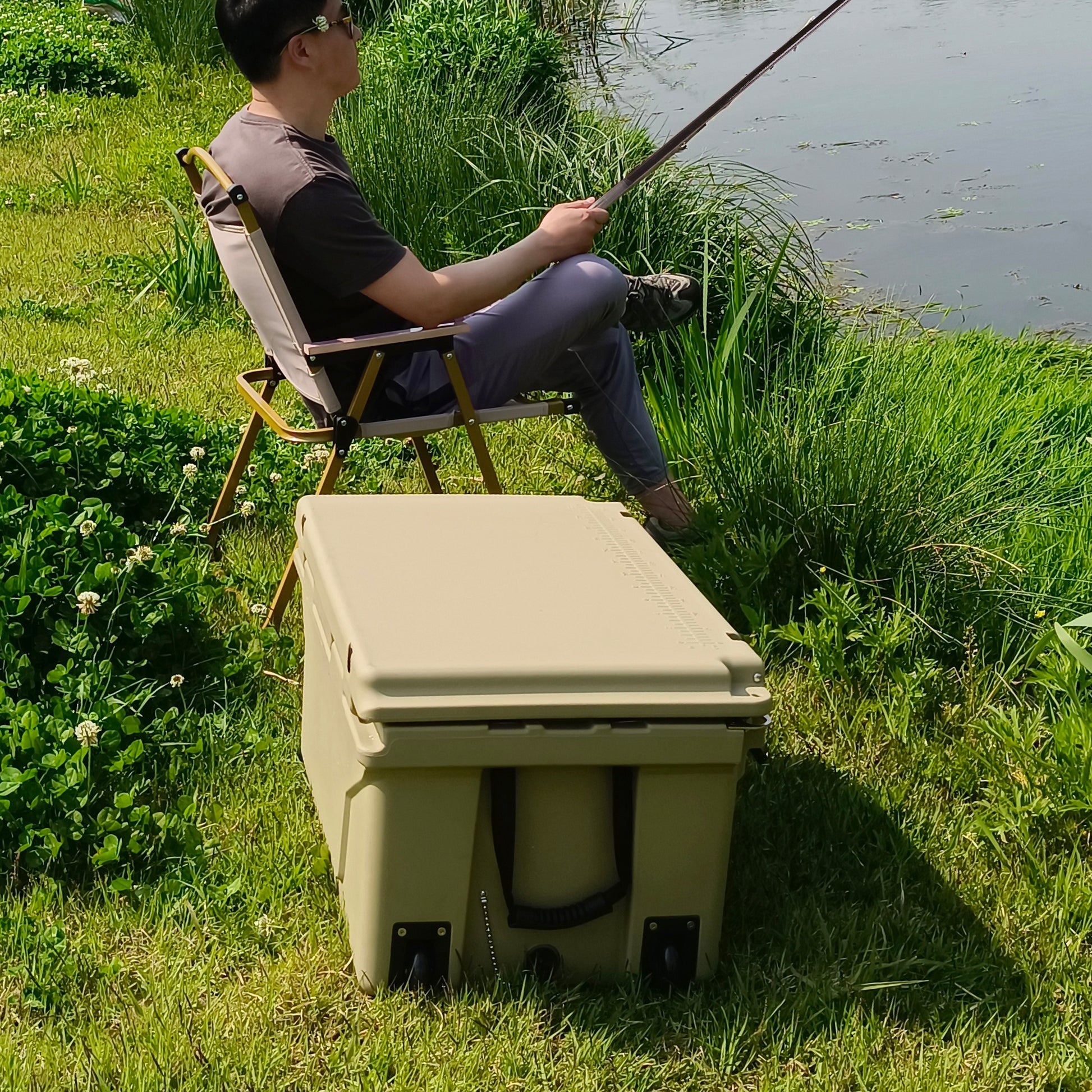 Khaki Color Ice Cooler Box 65Qt Camping Ice Chest Beer Box Outdoor Fishing Cooler Khaki Abs Plastic