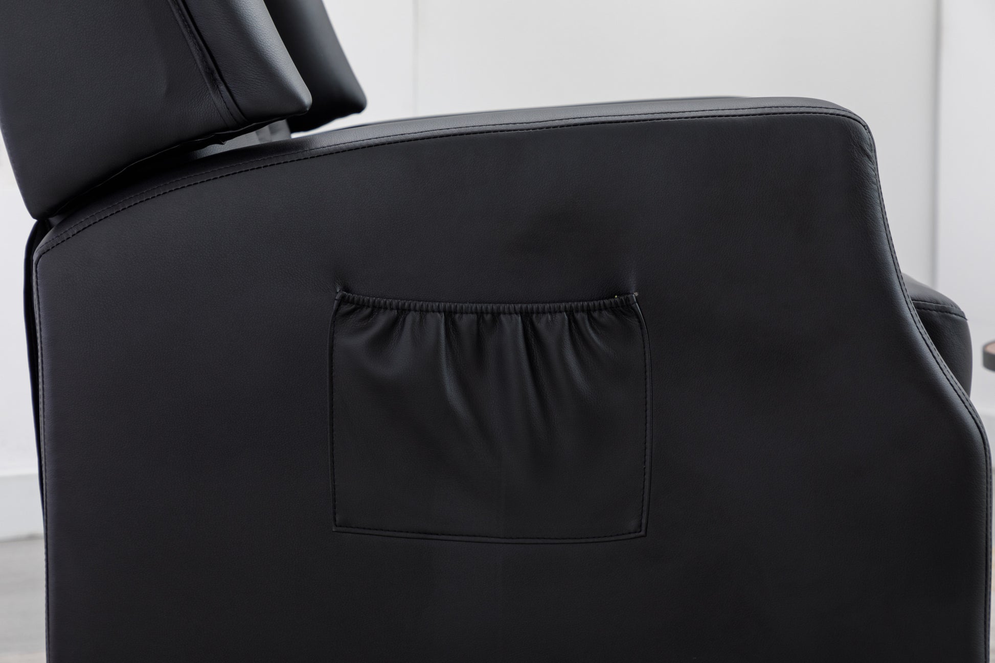 Coolmore Modern Comfortable Upholstered Leisurechair Recliner Chair For Living Room Black Primary Living Space Rubberwood Foam Pu Leather