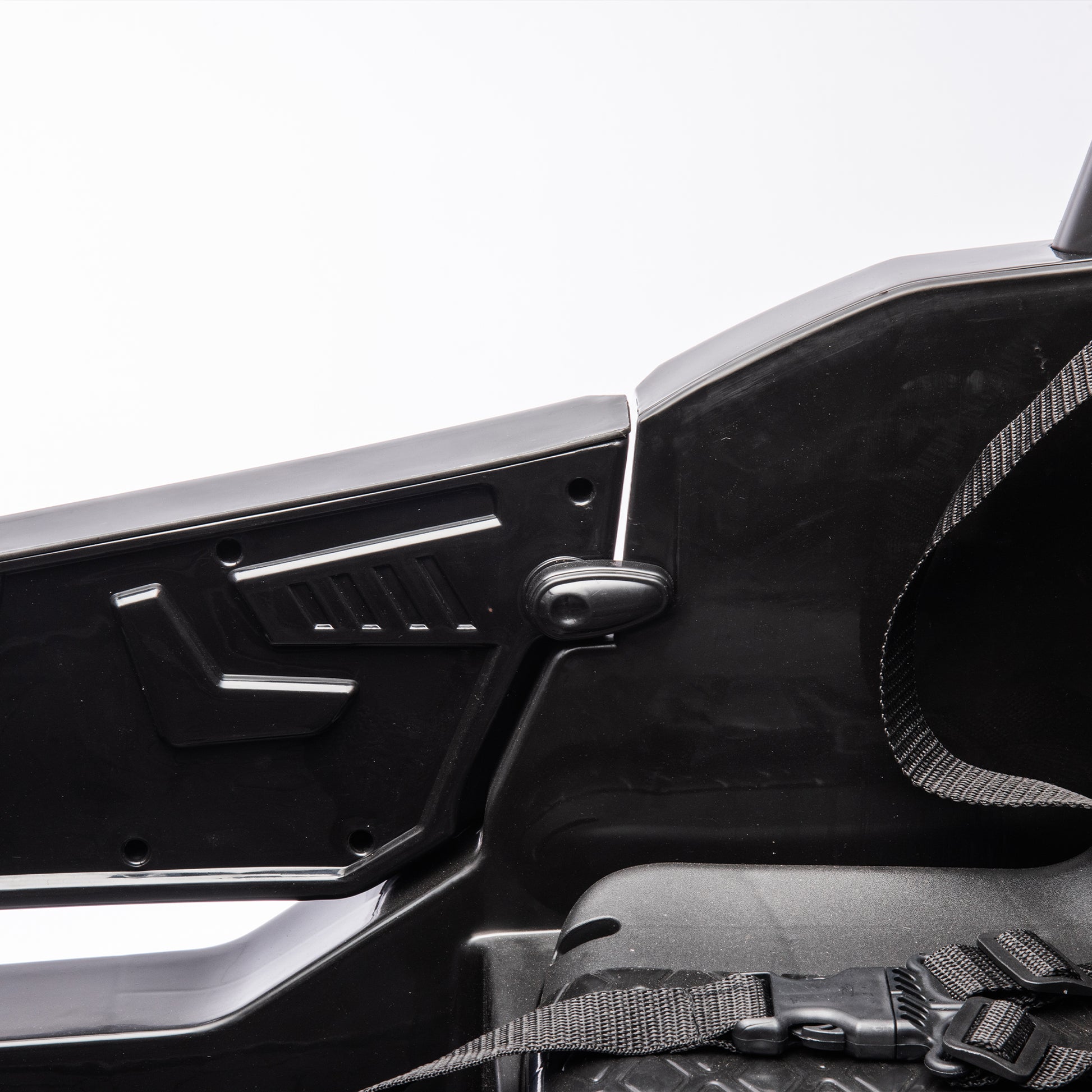 24V Ride On Xxl Utv Car For Kid,2Seater With Two Safety Belts, Side By Side 4X4 Ride On Off Road Truck With Parent Remote Control, Battery Powered Electric Car W High Low Speed, Two Safety Belts. Black Polyethylene