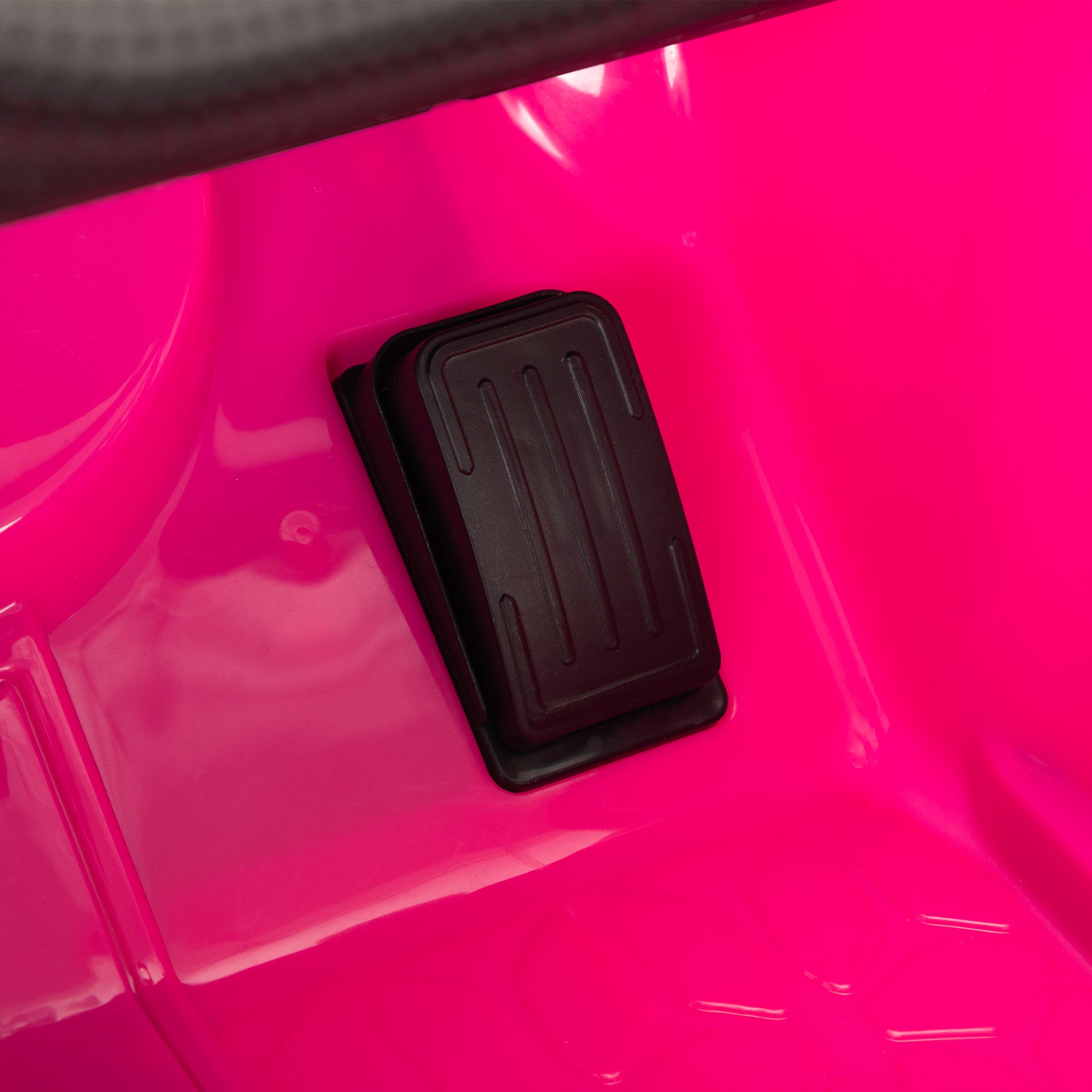 12V Kids Slc300 Ride On Toy Car, Electric Battery Powered Vehicles With Led Lights, Horn, For Children 3 6 Pink Polypropylene