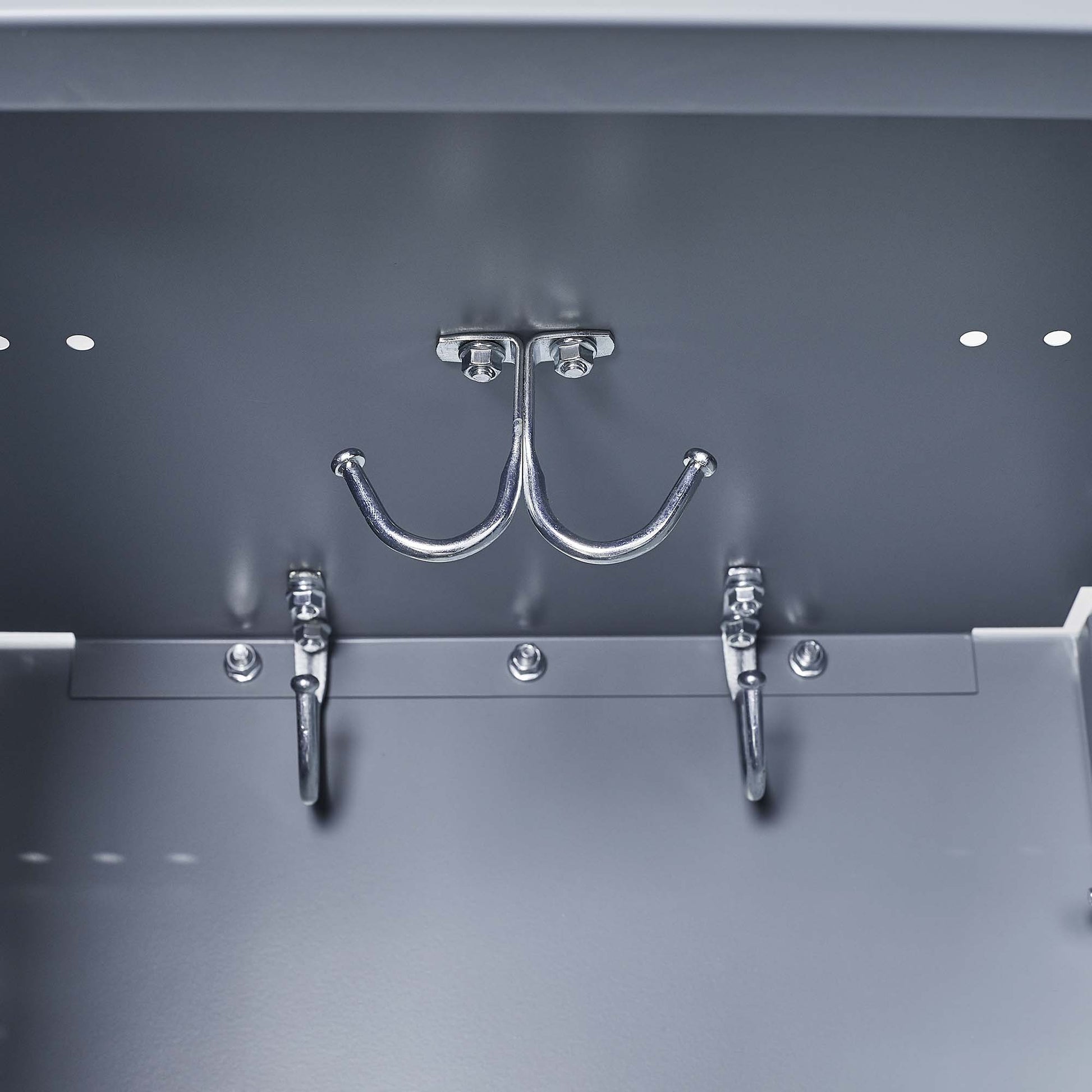 3 Door 66"H Metal Lockers With Lock For Employees,Storage Locker Cabinet For Home Gym Office School Garage,Gray Freestanding 3 4 Spaces Gray Gym Door Locks Modern Metal Metal