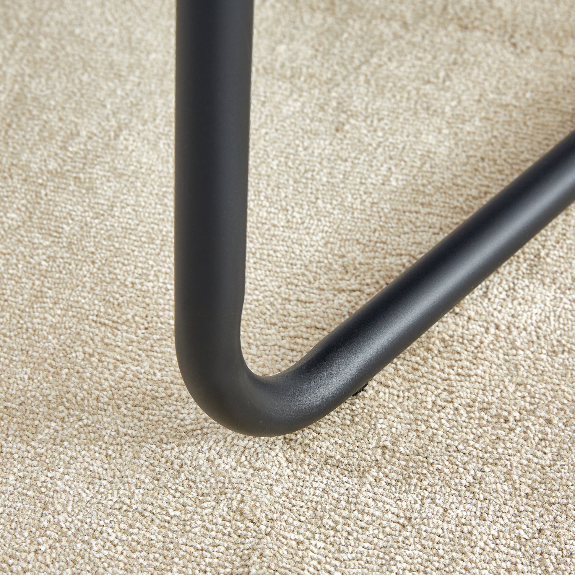 Brown Minimalist Armless Sofa Chair With Pu Backrest And Black Metal Legs, Suitable For Offices, Restaurants, Kitchens, And Bedrooms Brown Metal