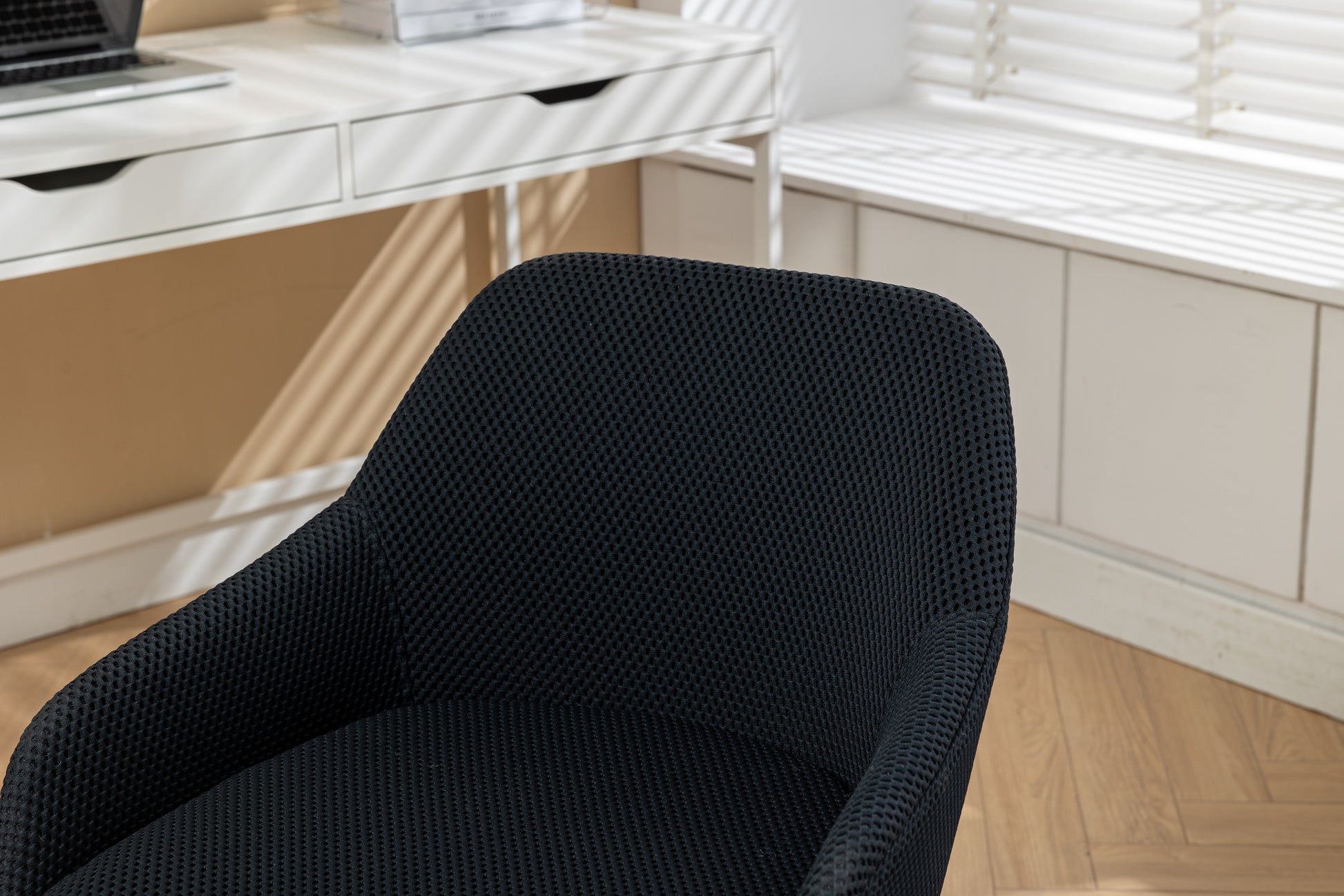 046 Mesh Fabric Home Office 360 Swivel Chair Adjustable Height With Gold Metal Base,Black Solid Black Office Sponge Wipe Clean Modern Office Chairs Tufted Back Foam Adjustable Height Fabric Mesh