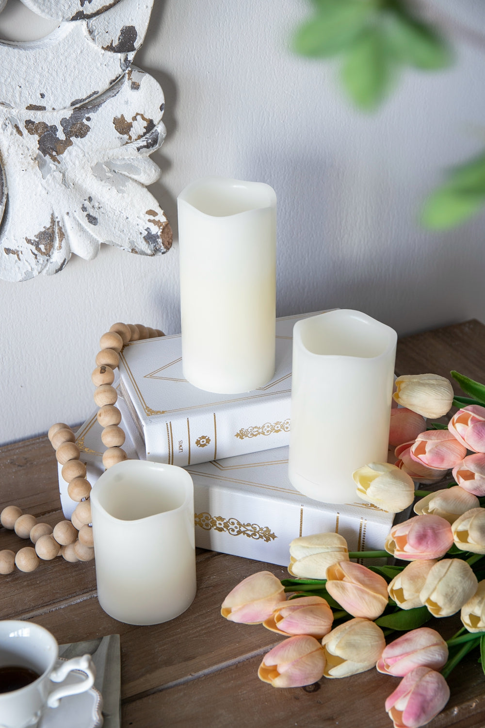 Set Of 3 Ivory Led Candles With Remote Timer, L:D3X6" M:D3X5" S:D3X4" Ivory Classic Plastic