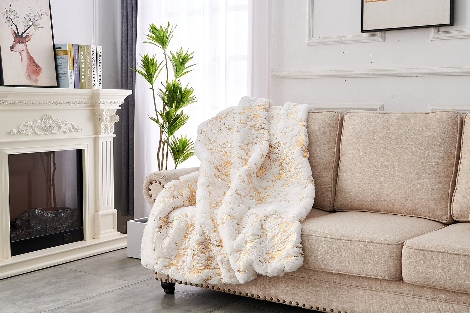 Luxury Chinchilla Faux Fur Gilded White Throw Blanket 60" X 80" White Gold Polyester