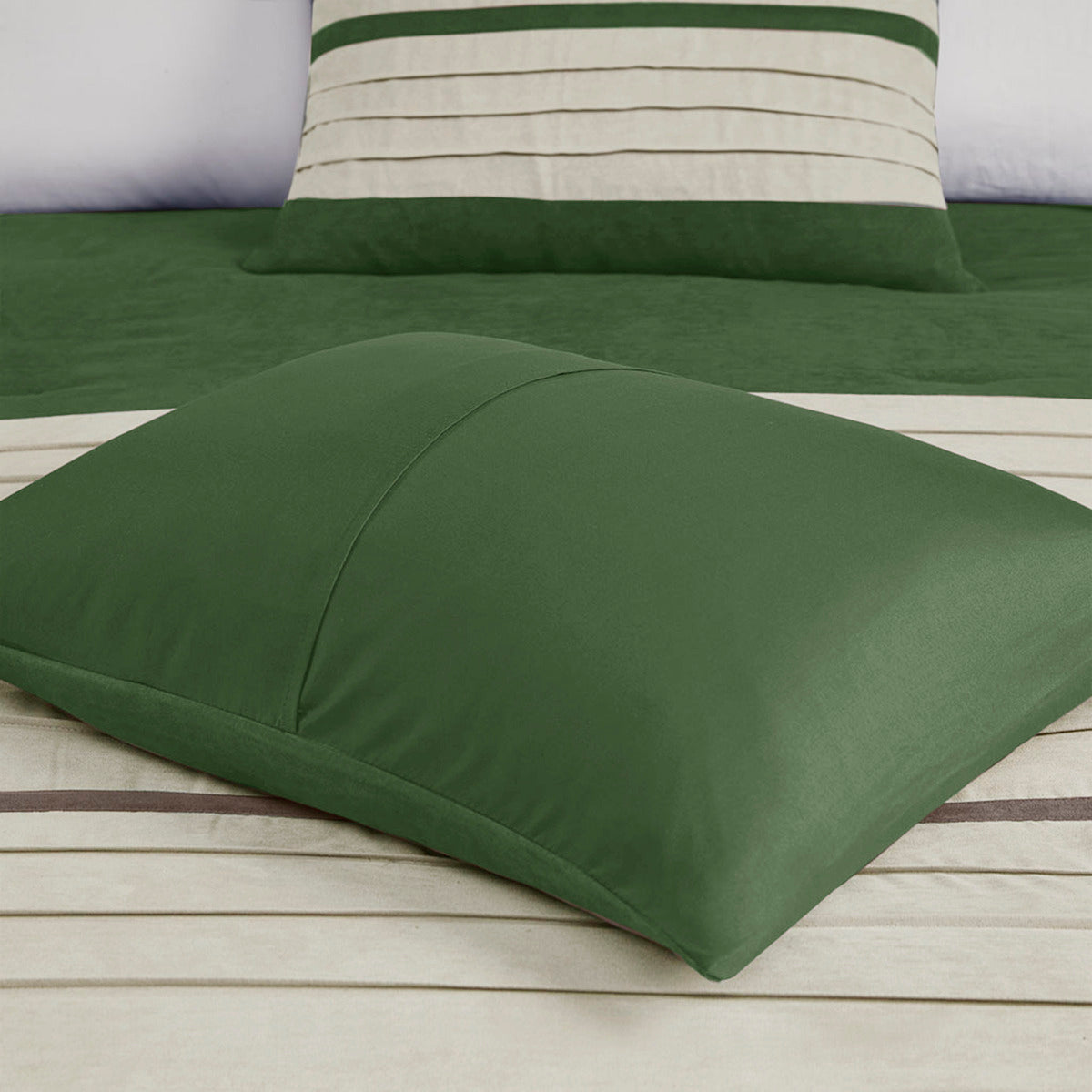 7 Pc Pieced Faux Suede Comforter Set Green Cal King California King Green Polyester