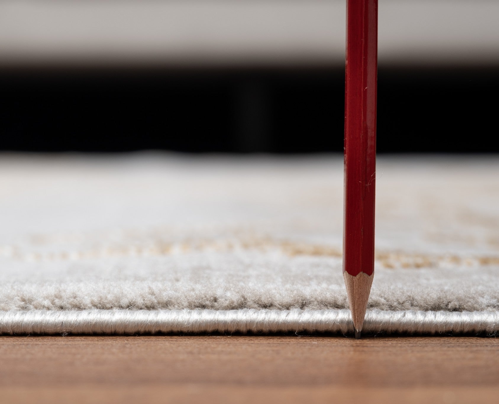 Elegance Gc Cnc6004 Gold 2 Ft. X 3 Ft. Area Rug Beige Polyester