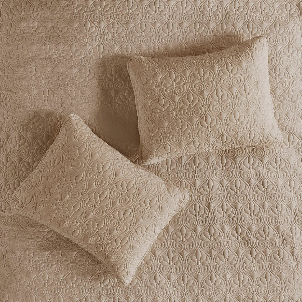 3 Piece Split Corner Pleated Quilted Bedspread Khaki Queen Khaki Polyester