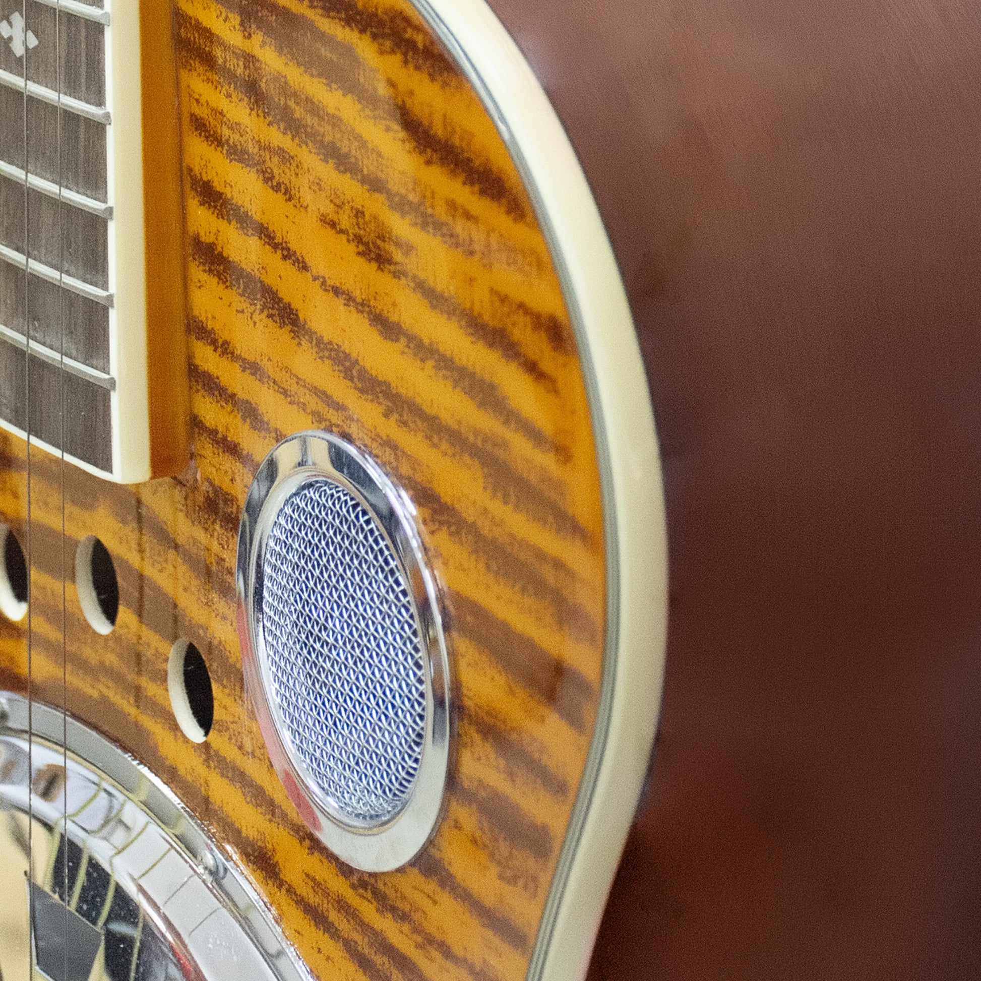 Beginner Metal Resonator Guitar, Full Size Circular Neck Traditional Resonator, Built In Preamplifier Tiger Wood