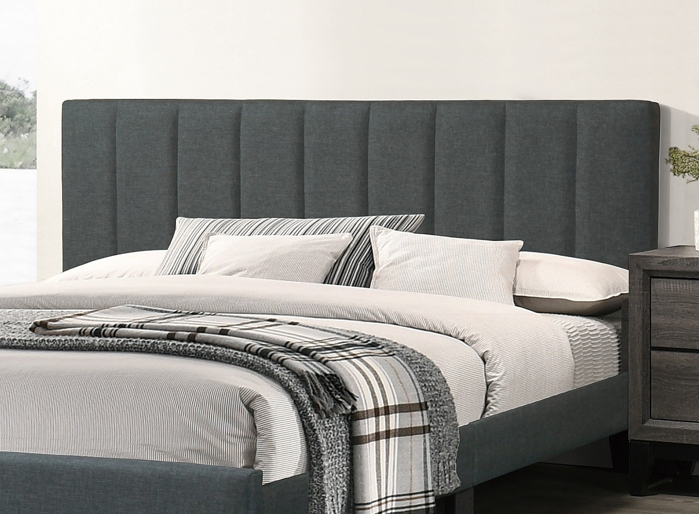 Gorgeous 1Pc Queen Size Bed Charcoal Polyfiber Platform Bedframe Slats Bedroom Furniture Box Spring Not Required Queen Charcoal Wood Bedroom Modern,Transitional Rubberwood Bed Frame Foam