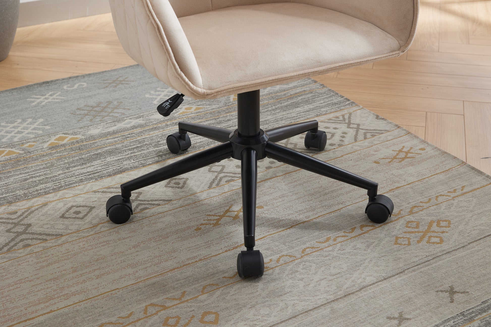 Velvet Office Desk Chair, Modern Home Desk Chair With Wheelsvanity Chairs For Living Room, Bedroom,Study Room Light Camel Foam Polyester Blend
