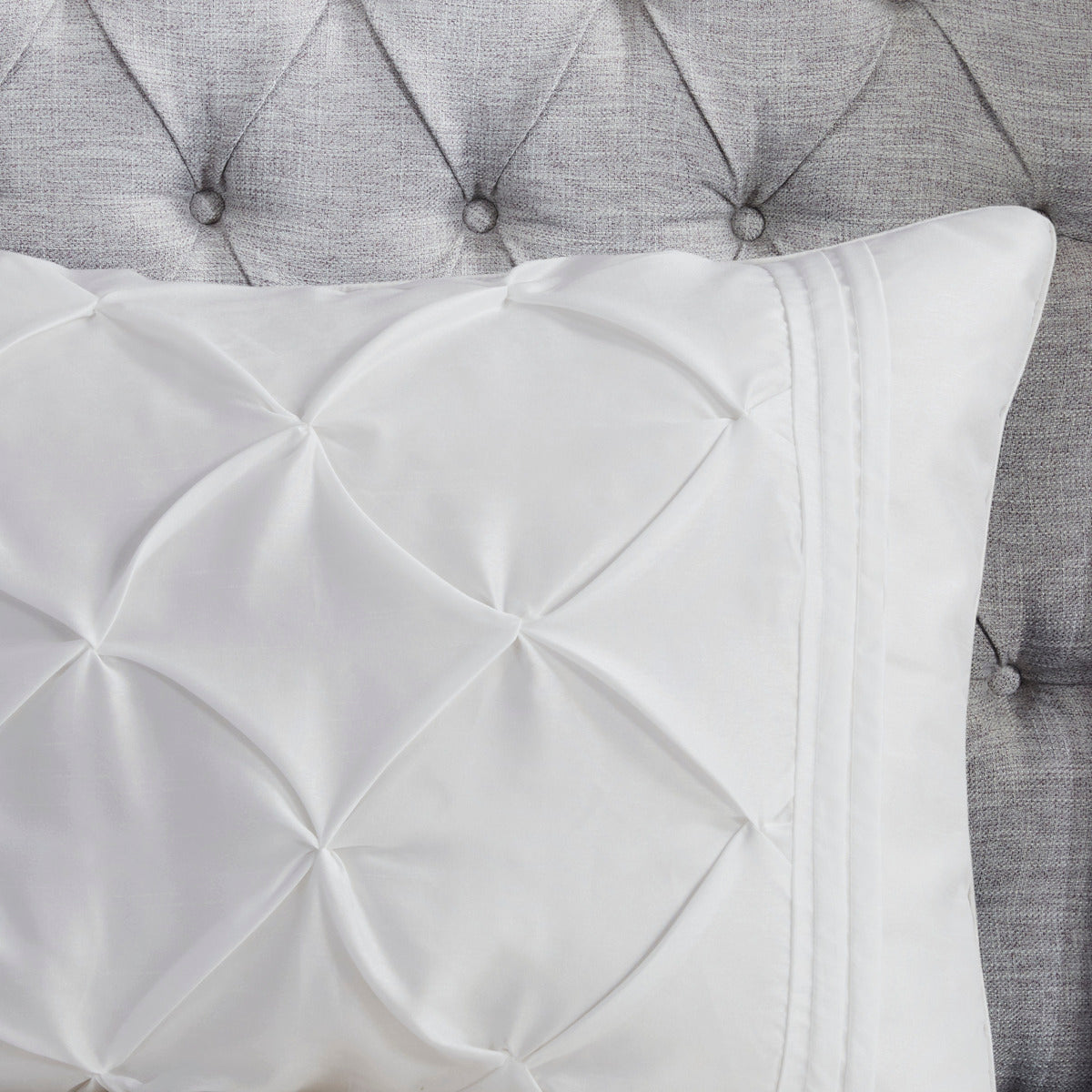 7 Piece Tufted Comforter Set White Cal King California King White Polyester
