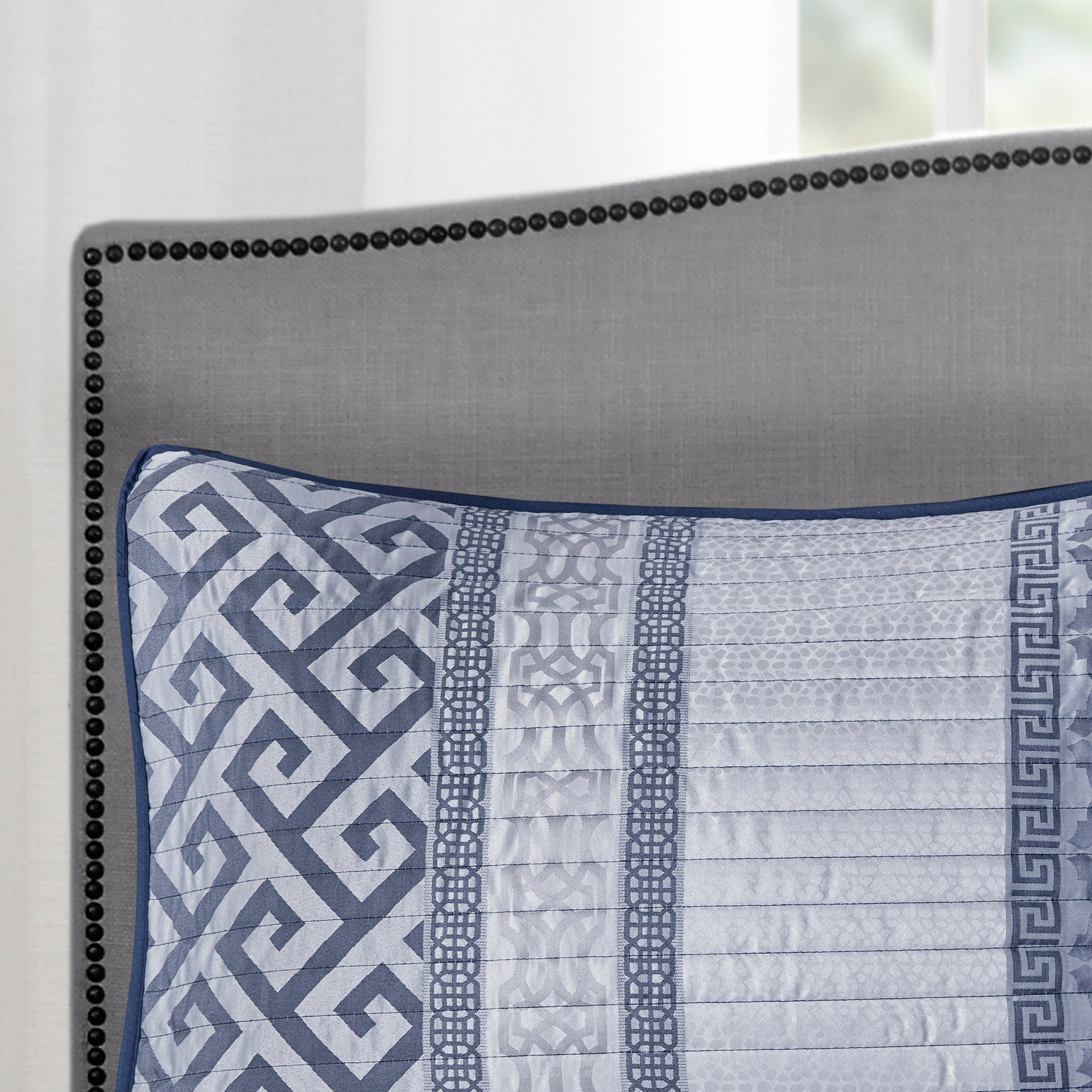 4 Piece Jacquard Quilt Set With Throw Pillow Navy King Cal King King Navy Polyester