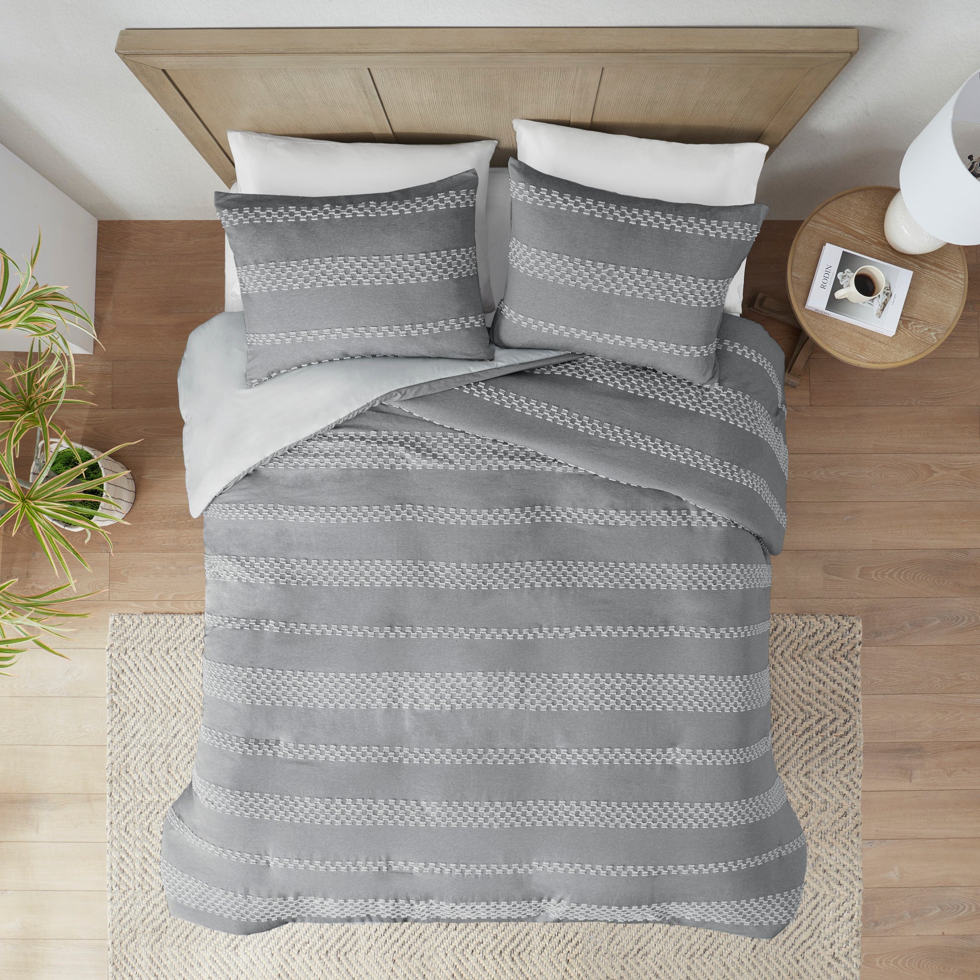 3 Piece Clipped Jacquard Duvet Cover Set King Gray Polyester