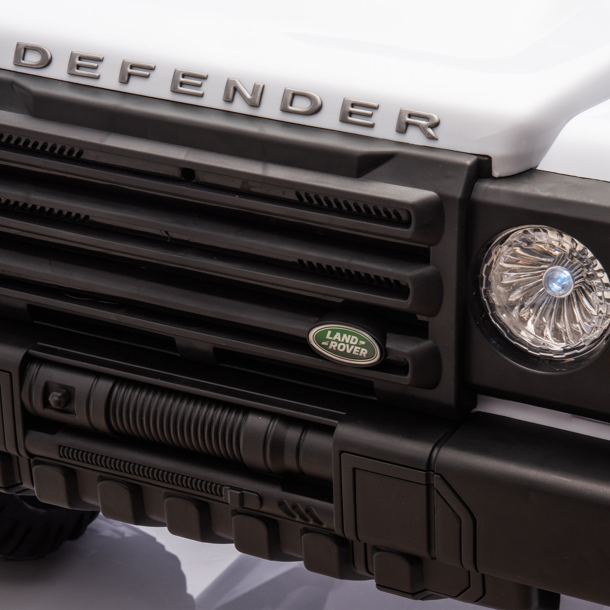 Licensed Land Rover Defender Volta 5008 24V Kids Ride On Car W Parents Control,2Wd,Four Wheel Suspension,Bluetooth,Mp3,Music,Adjustable Volume,Power Display,Led Lights,Speeds 1.86 3.11Mph For Kids 3 7 White Polypropylene