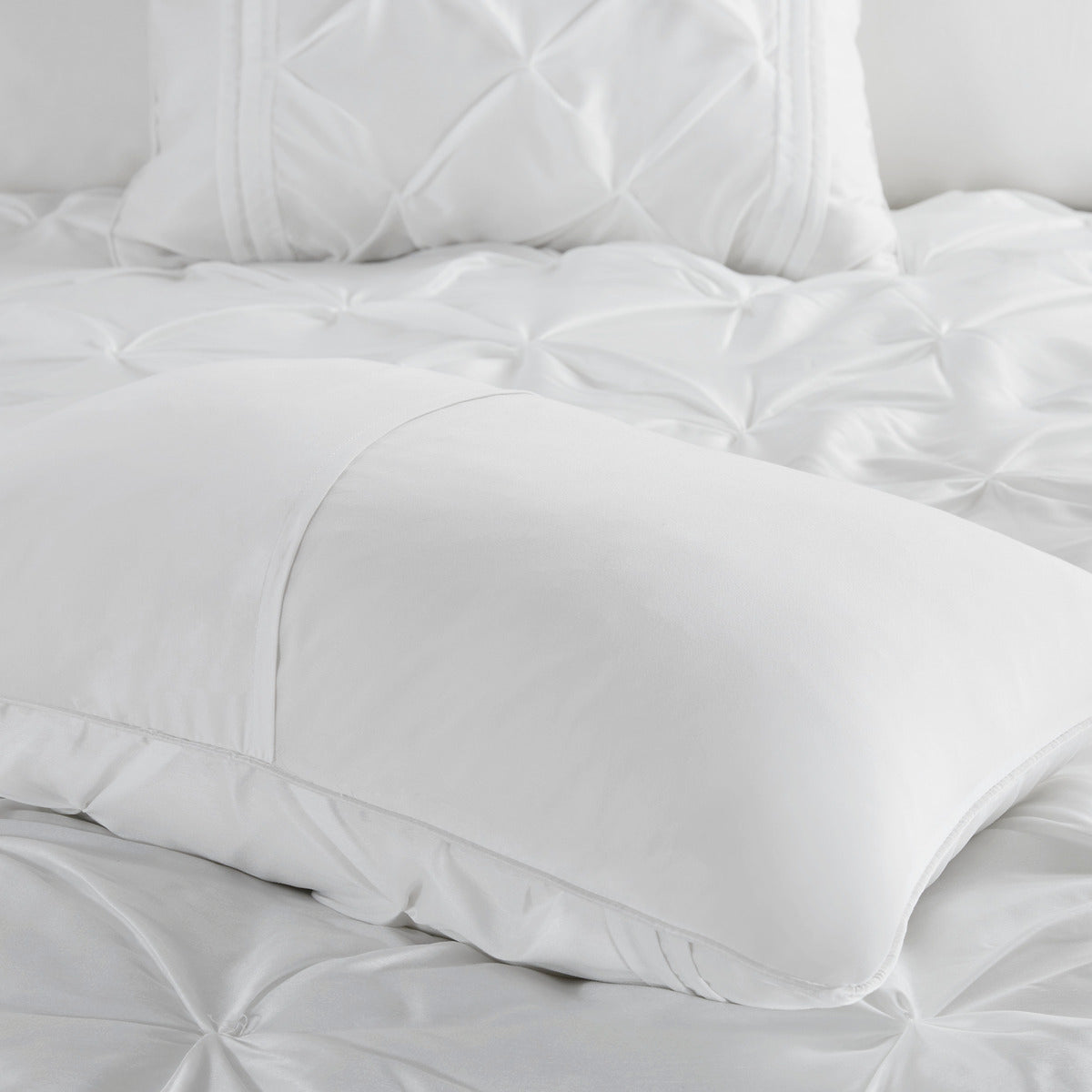 7 Piece Tufted Comforter Set White Cal King California King White Polyester