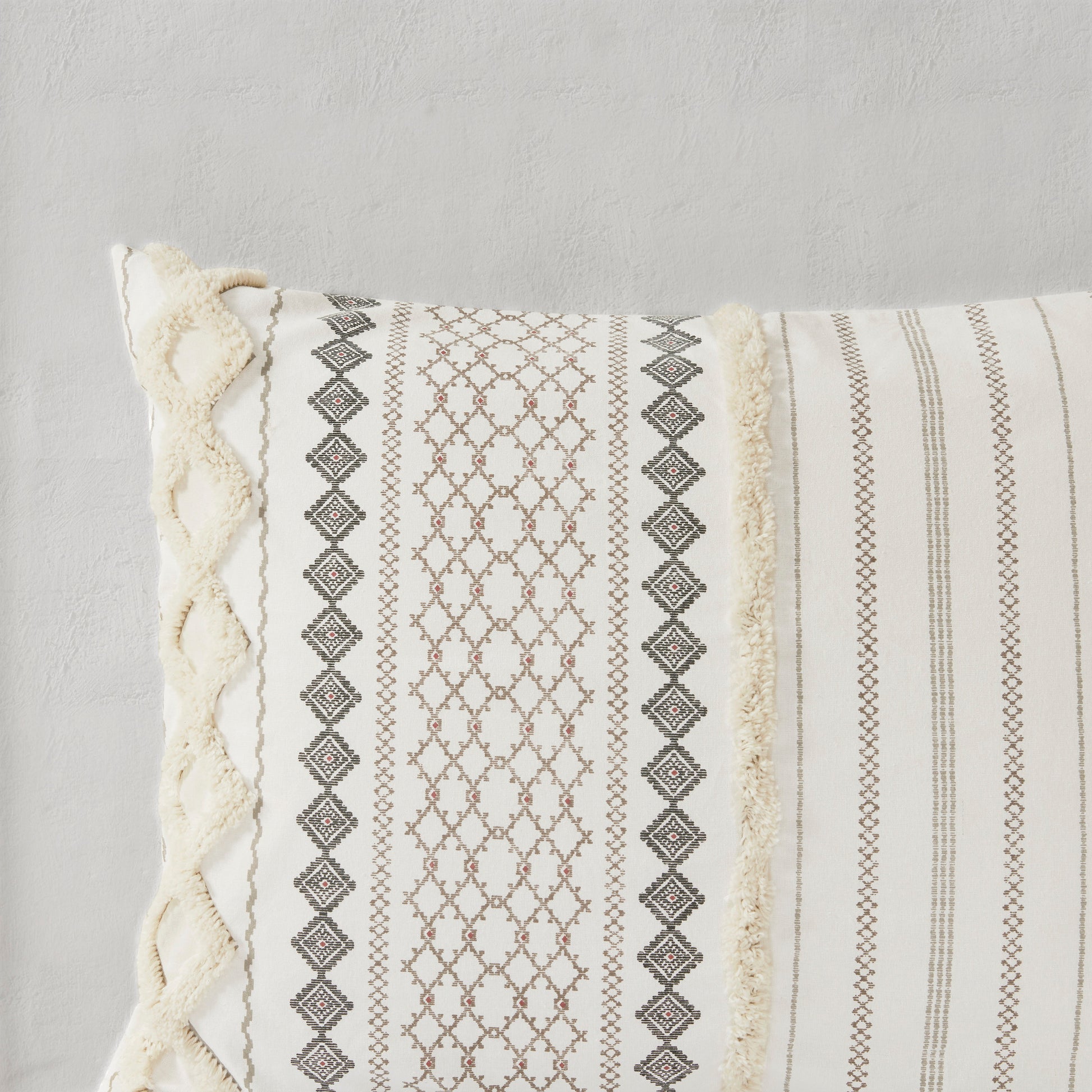 Cotton Printed Comforter Set With Chenille Ivory Full Queen Queen Ivory Cotton