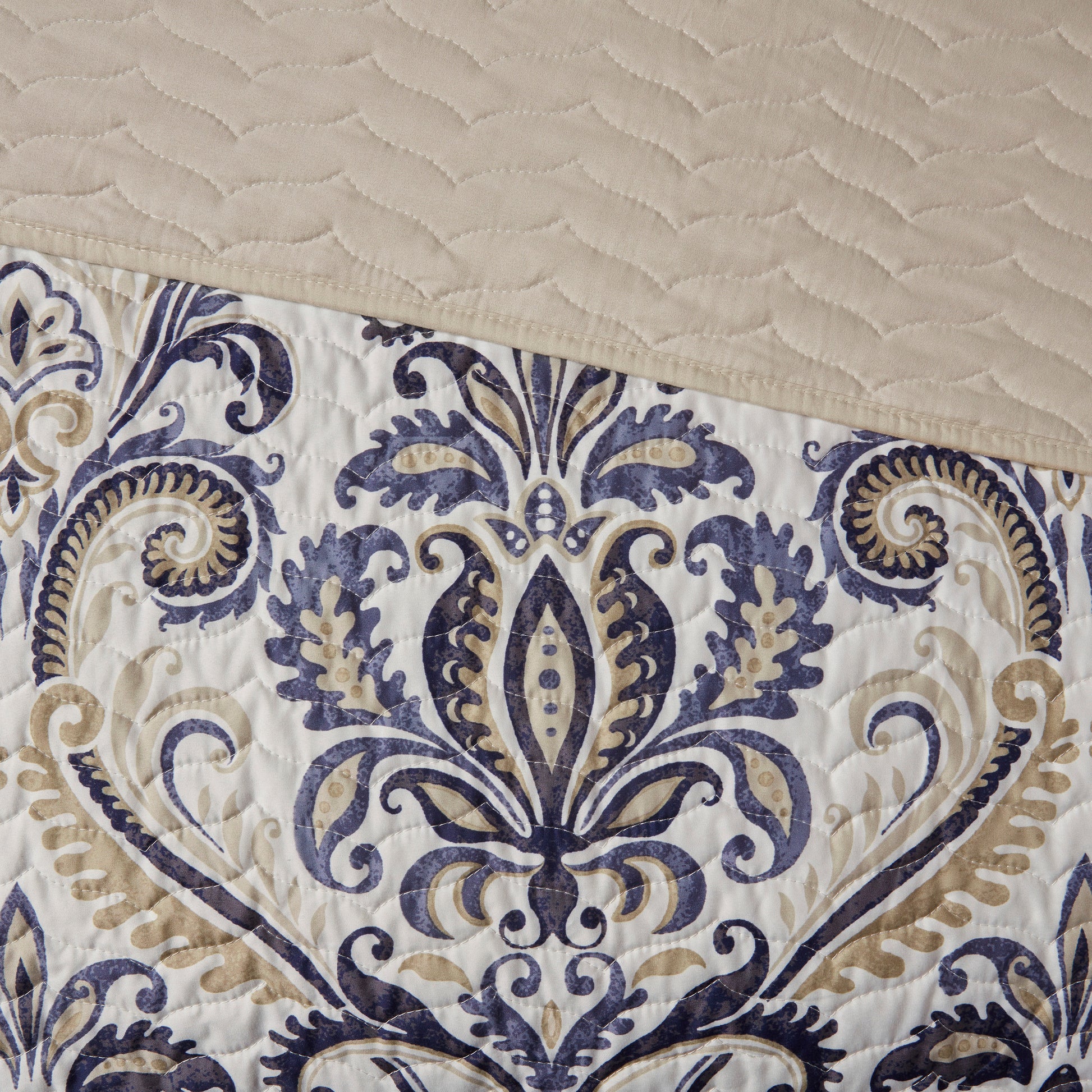 6 Piece Reversible Quilt Set With Throw Pillows Navy Tan Full Queen Full Navy Cotton