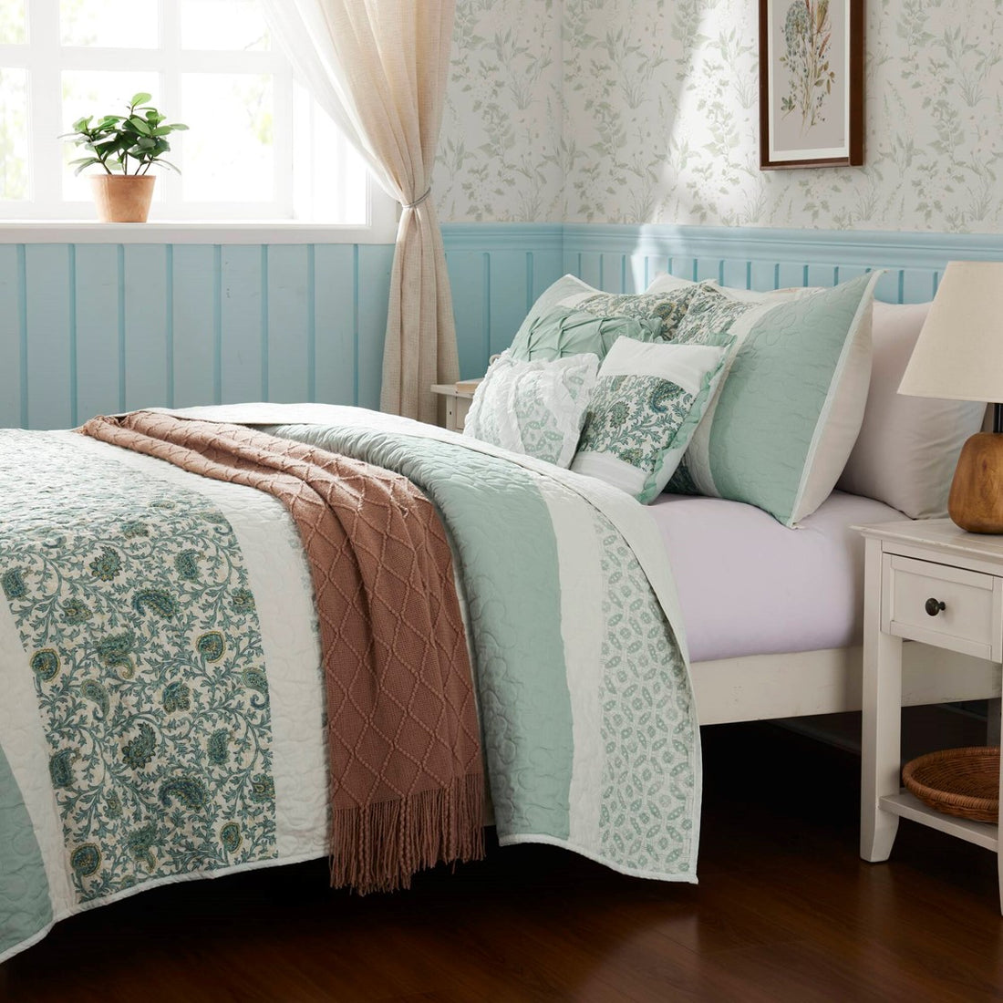 6 Piece Cotton Percale Quilt Set With Throw Pillows Aqua King Cal King King Aqua Polyester