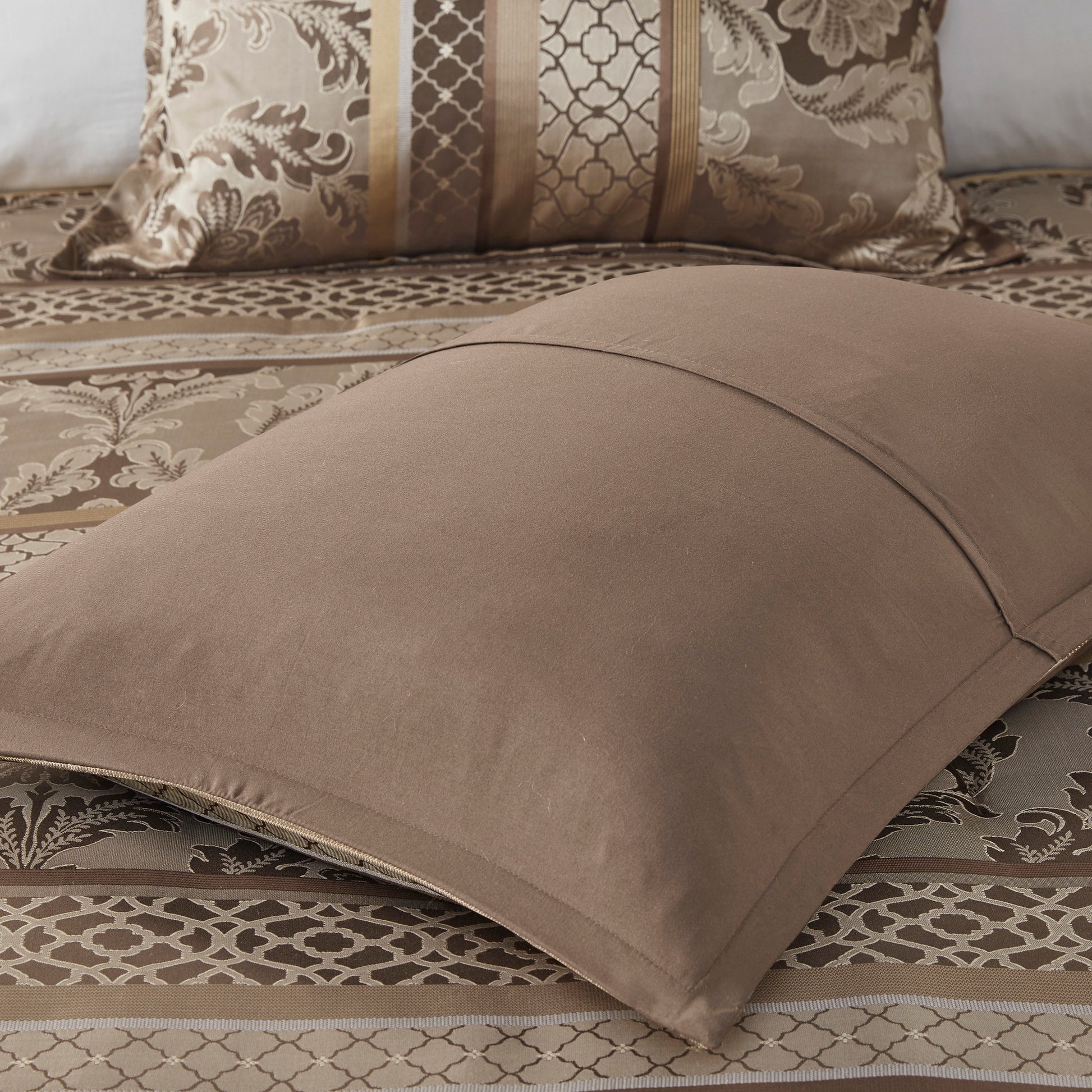 7 Piece Jacquard Comforter Set Brown Gold King King Brown Gold Polyester