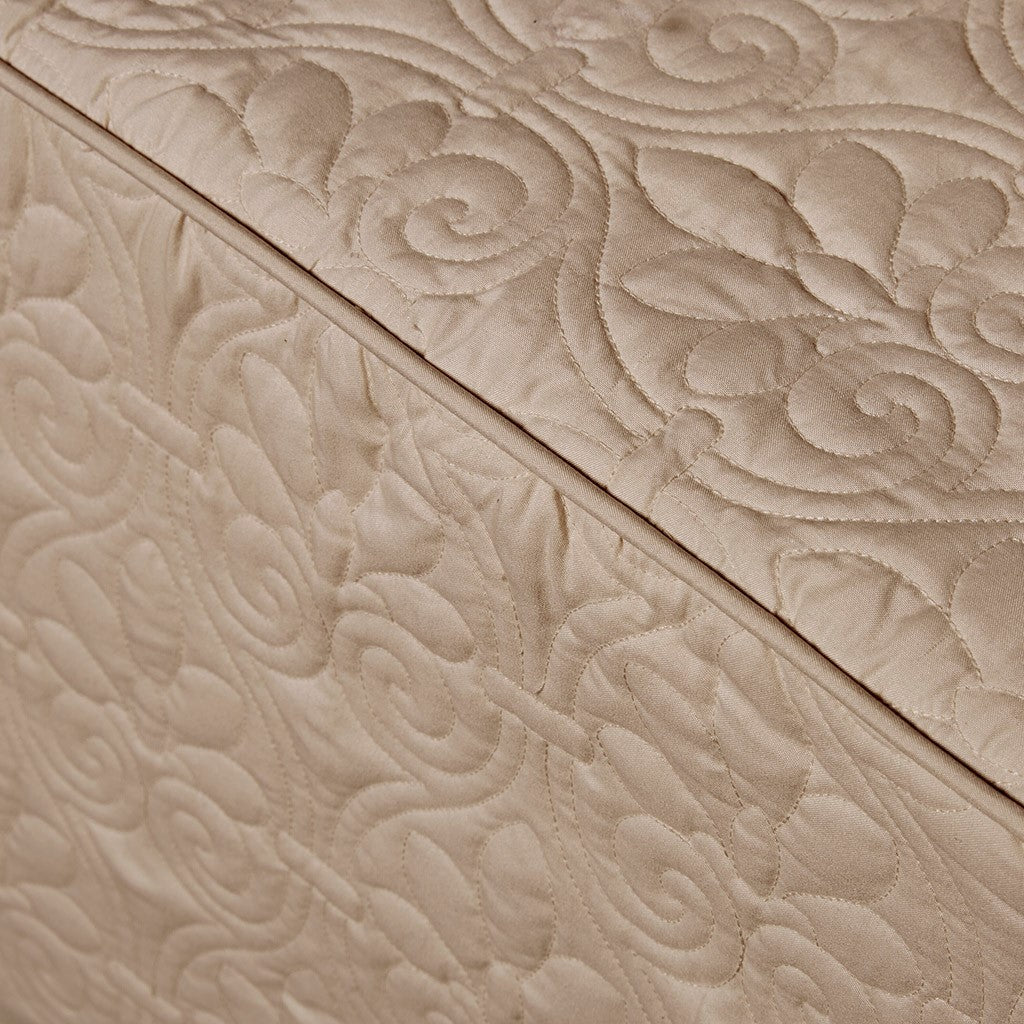 3 Piece Split Corner Pleated Quilted Bedspread Khaki King Khaki Polyester