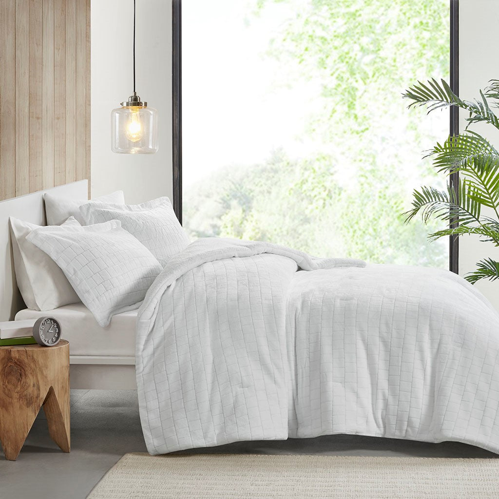 Plush To Sherpa Comforter Set King Ivory Polyester