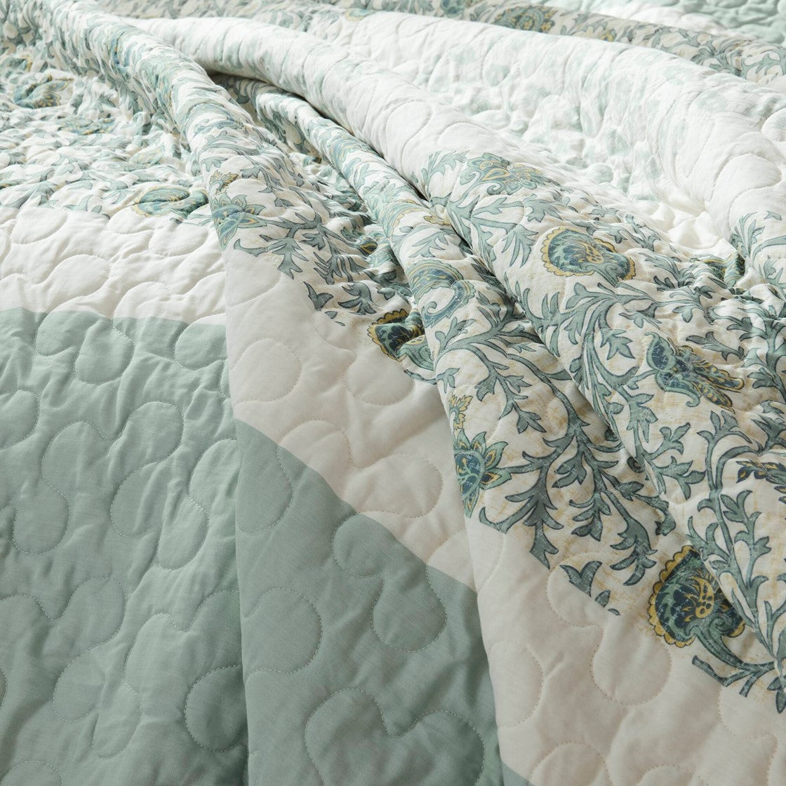6 Piece Cotton Percale Quilt Set With Throw Pillows Aqua King Cal King King Aqua Polyester