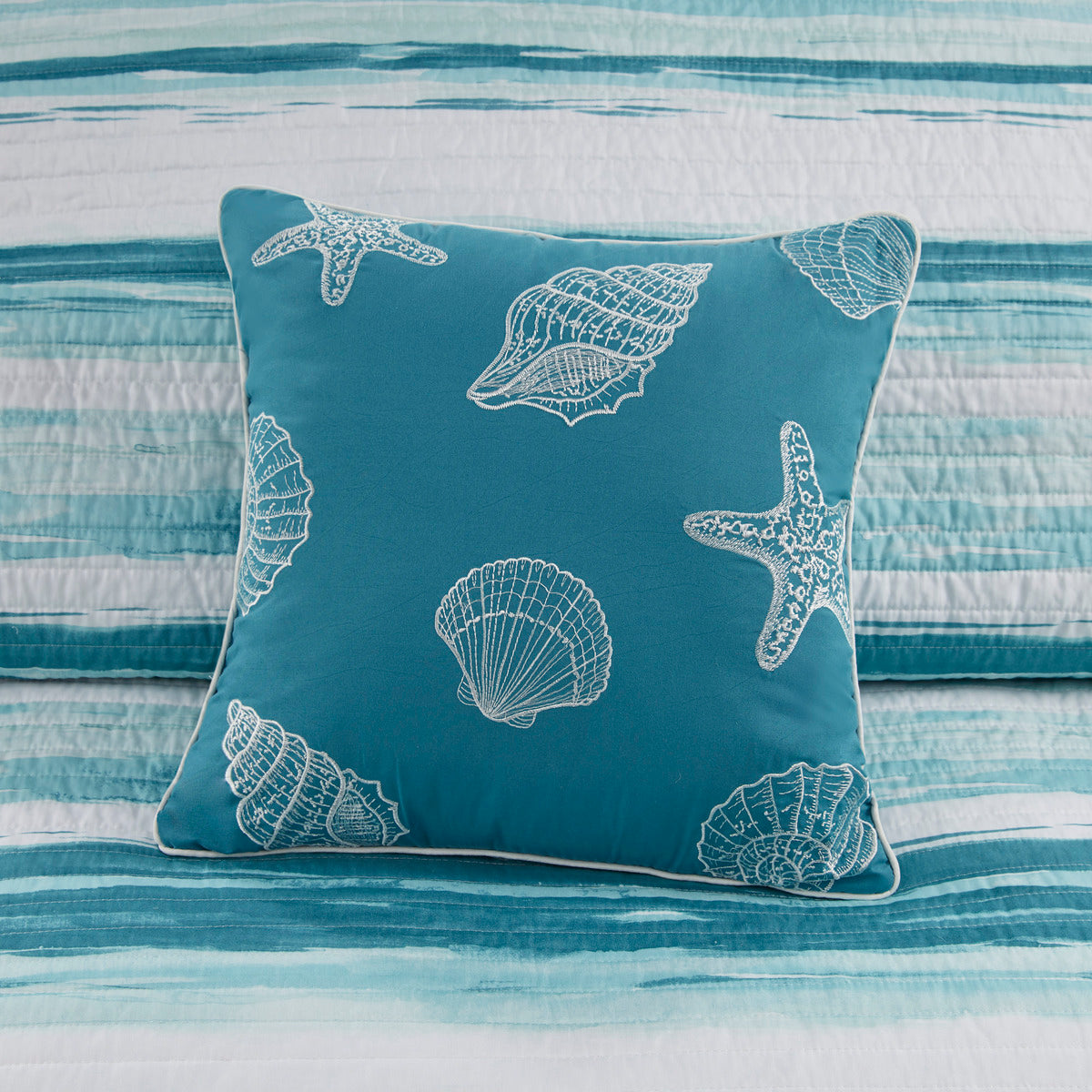 6 Piece Printed Quilt Set With Throw Pillows Aqua Full Queen Full Aqua Cotton