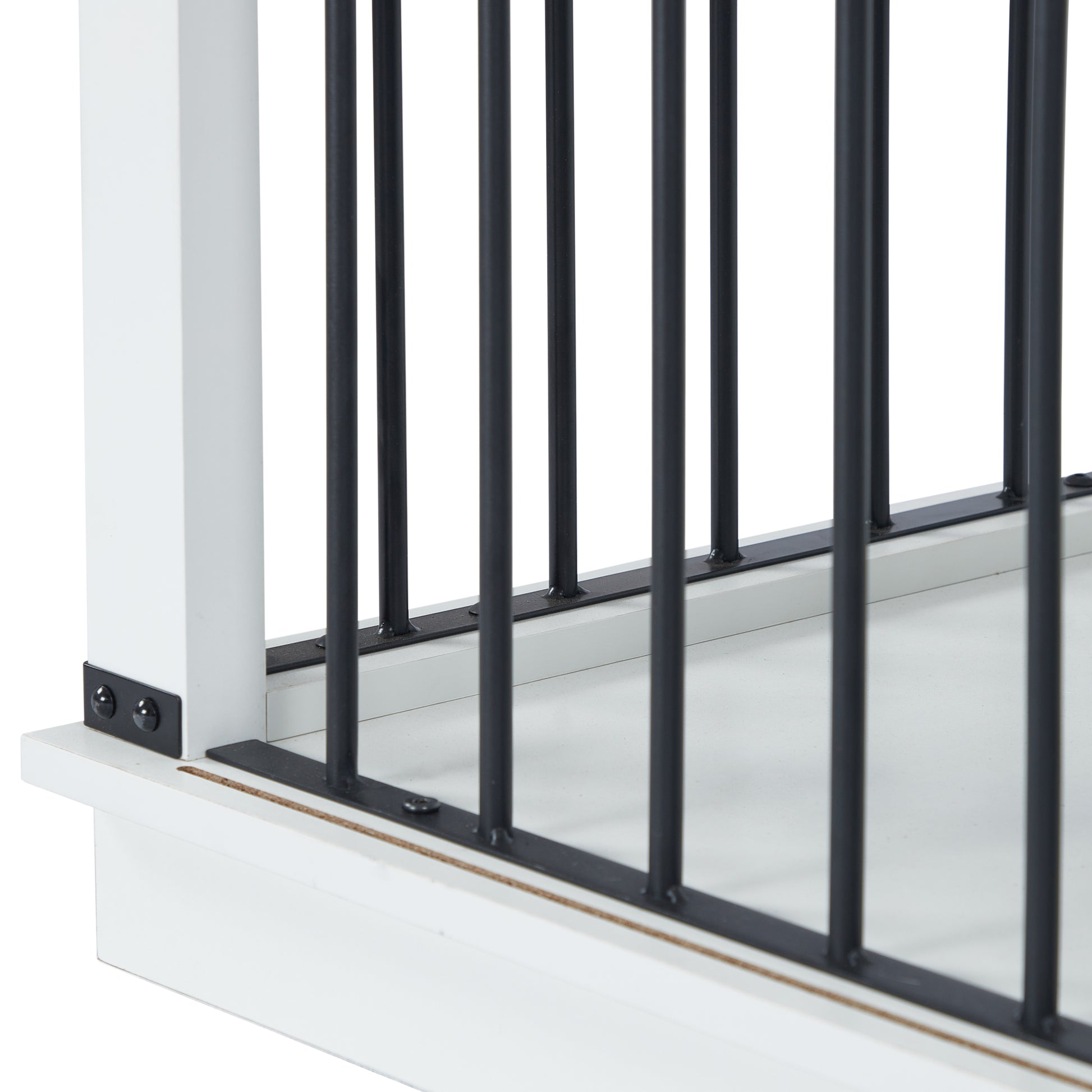 Wf005 Wh,The Dog Cage Has A Large Space White Linen