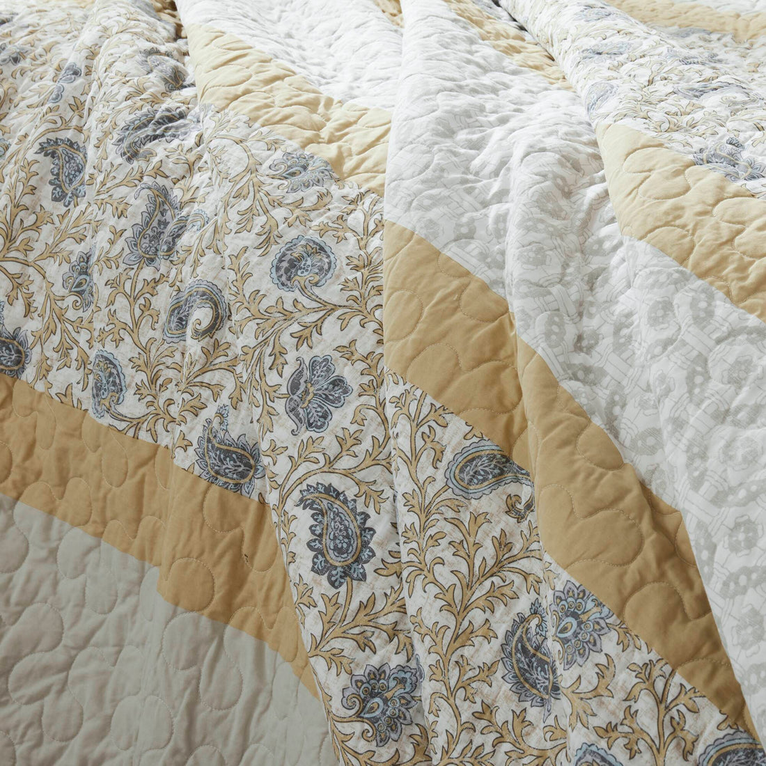 6 Piece Cotton Percale Quilt Set With Throw Pillows Yellow Full Queen Full Yellow Polyester