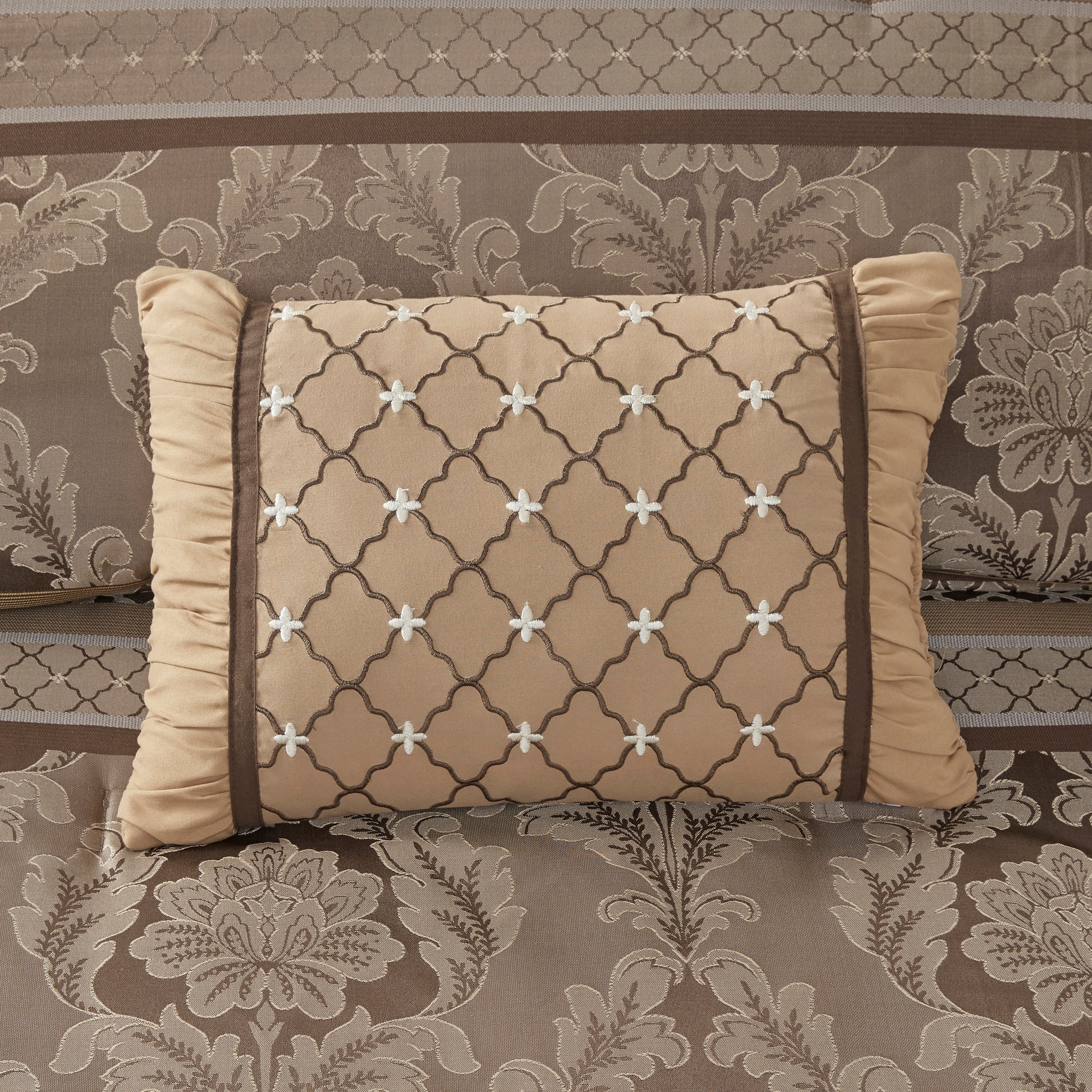 7 Piece Jacquard Comforter Set Brown Gold King King Brown Gold Polyester