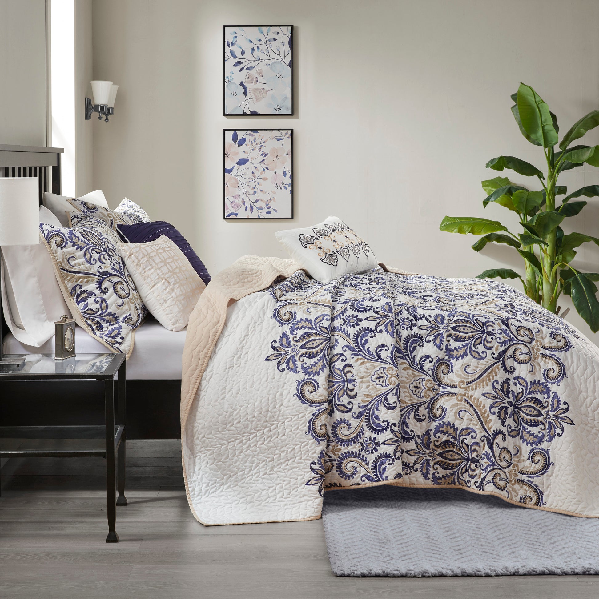 6 Piece Reversible Quilt Set With Throw Pillows Navy Tan Full Queen Full Navy Cotton