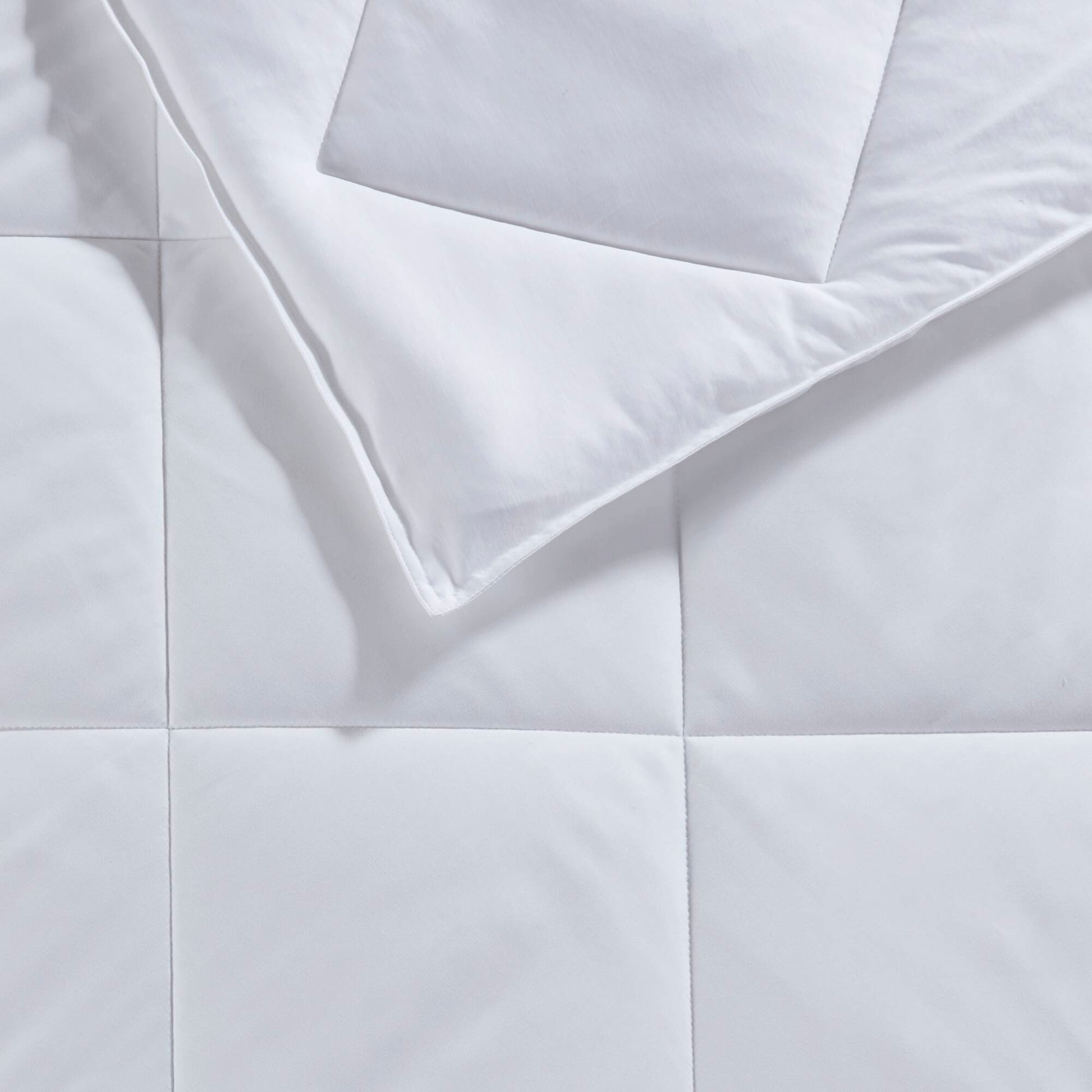 Oversized Down Alternative Comforter White King Cal King White Nylon