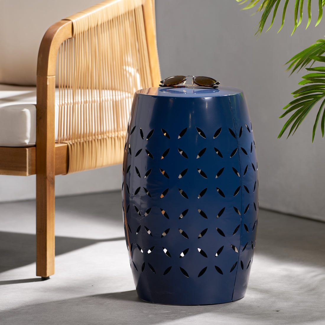 Lilac 12 Side Table Dark Blue Iron