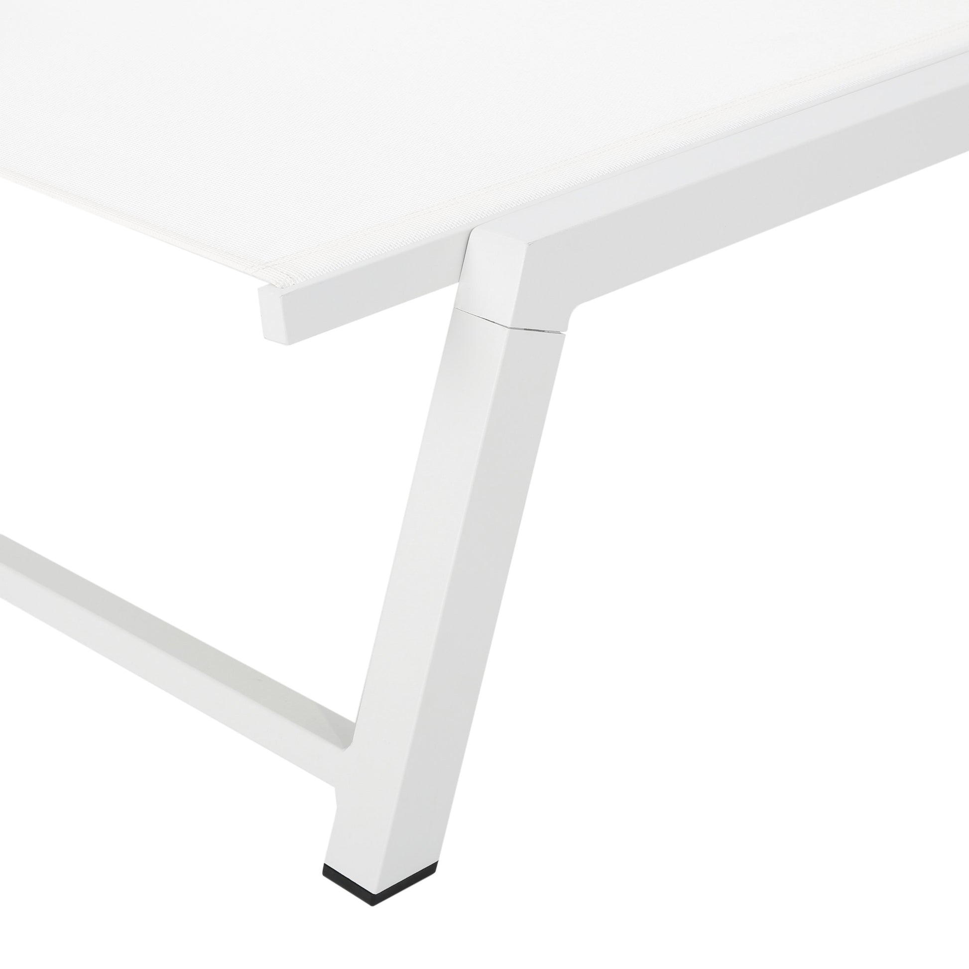 Myers Chaise Lounge Mp1 White Metal Mesh