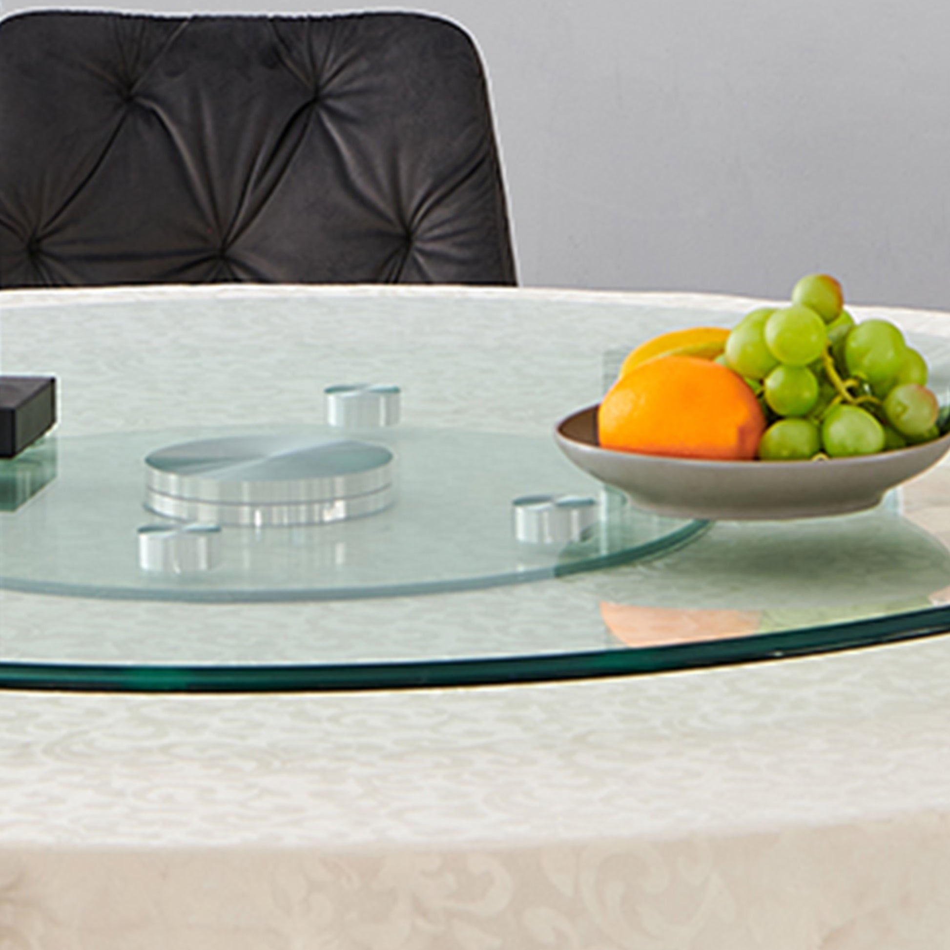 Double Layer Rotatable Round Glass.The Rotatable Design Makes It More Convenient To Retrieve And Place Items.The Upper Glass Has A Diameter Of 24 Inches, While The Lower Glass15 Inches. Transparent Glass