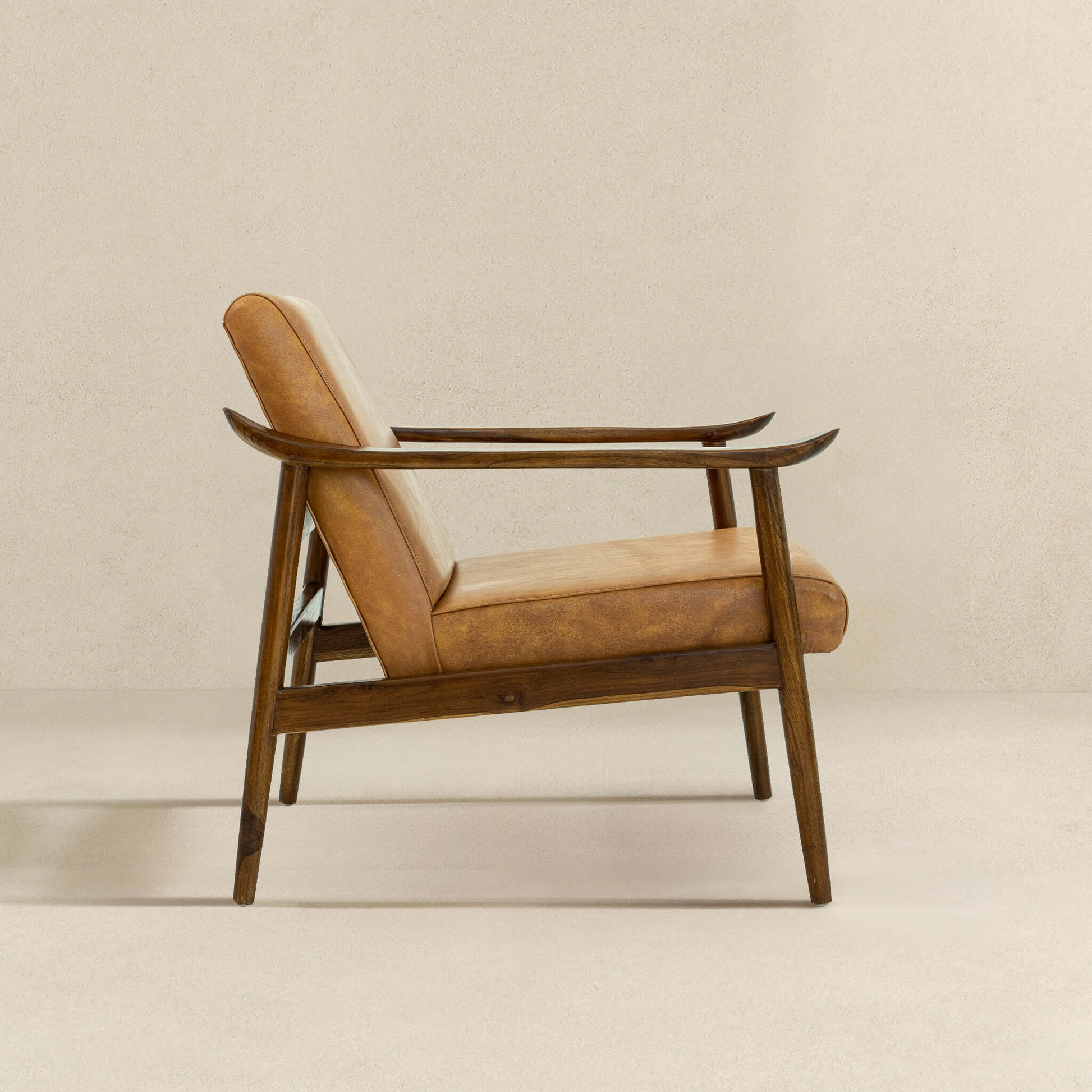 Brandon Antique Tan Leather Lounge Chair Brown,Tan Mid Century Modern Foam Genuine Leather,Solid Wood