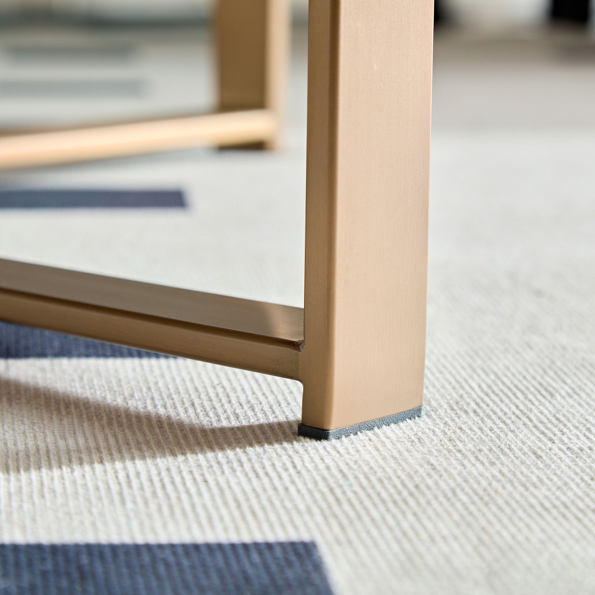 Modern Handcraft Drum Coffee Table 31.5 Inch Round Coffee Table For Living Room,Small Coffee Table With Sturdy Pedestal,Natural Ash Natural Ash Mdf Metal