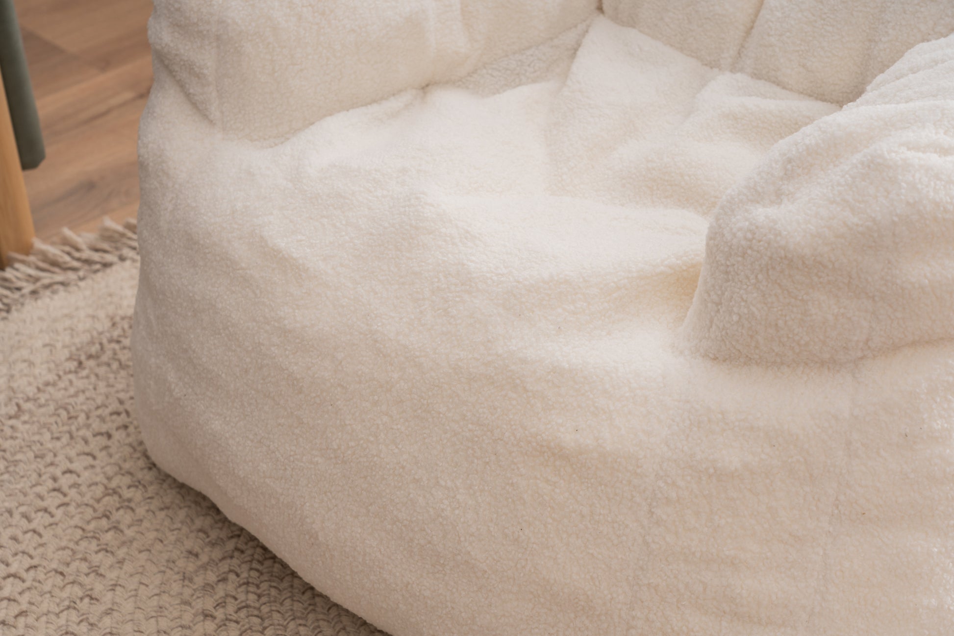010 Soft Teddy Fabric Tufted Foam Bean Bag Chair With Teddy Fabric Ivory White Ivory Primary Living Space Soft Modern Foam Teddy