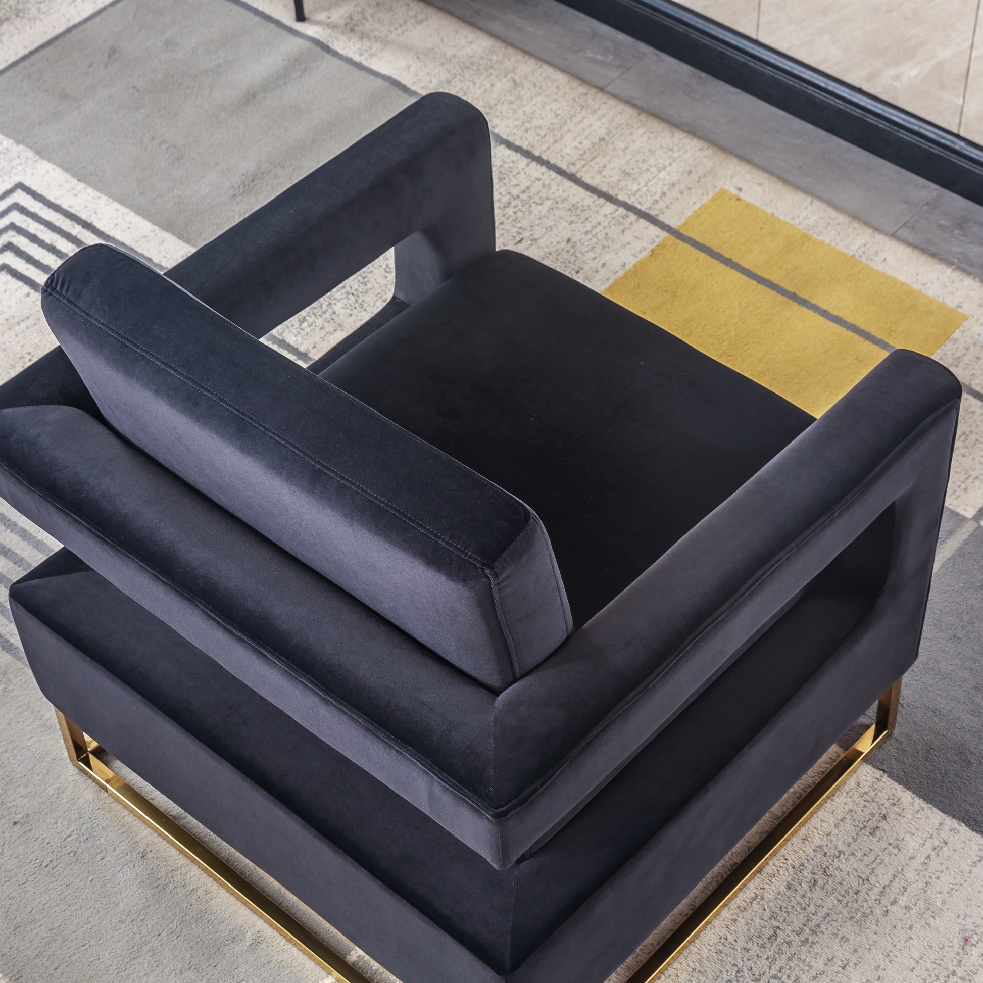 Modern Velvet Accent Chair, Elegant Armchair With Stainless Steel Base Black Velvet