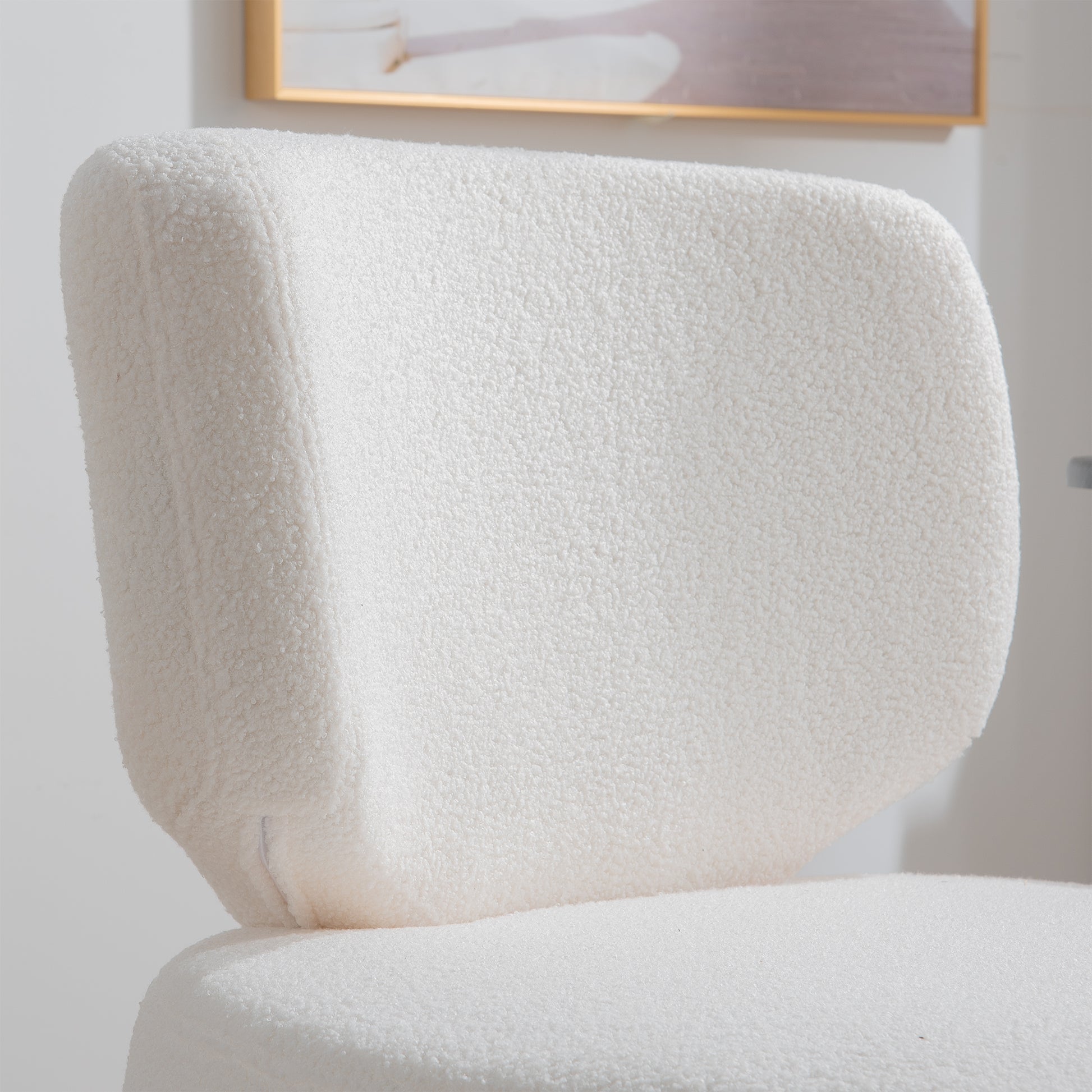 29.13" Wide Swivel Chair White Plush Plush