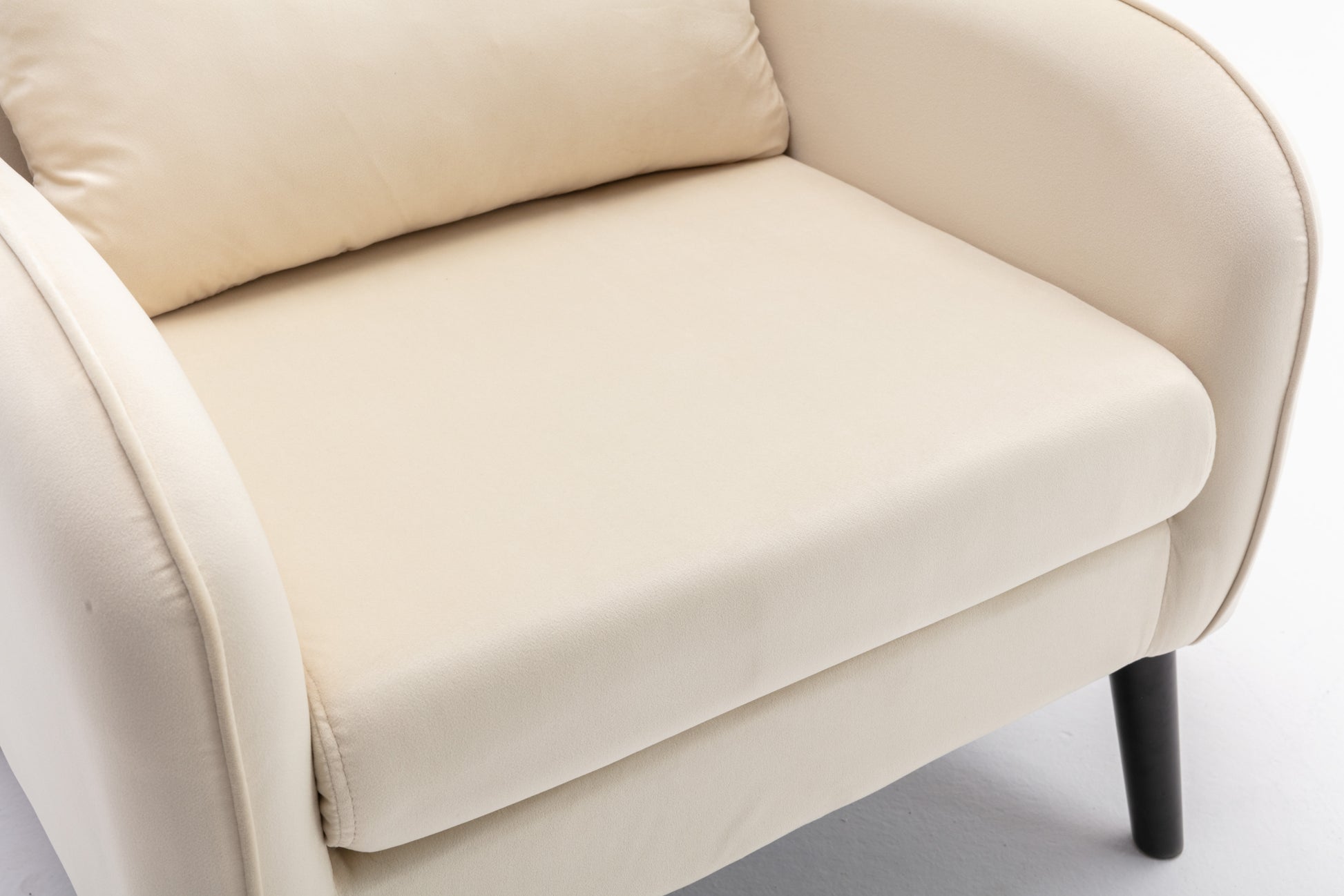 Accent Chair, Kd Solid Wood Legs With Black Painting. Fabric Cover The Seat. With A Cushion. Cream Foam Solid Wood