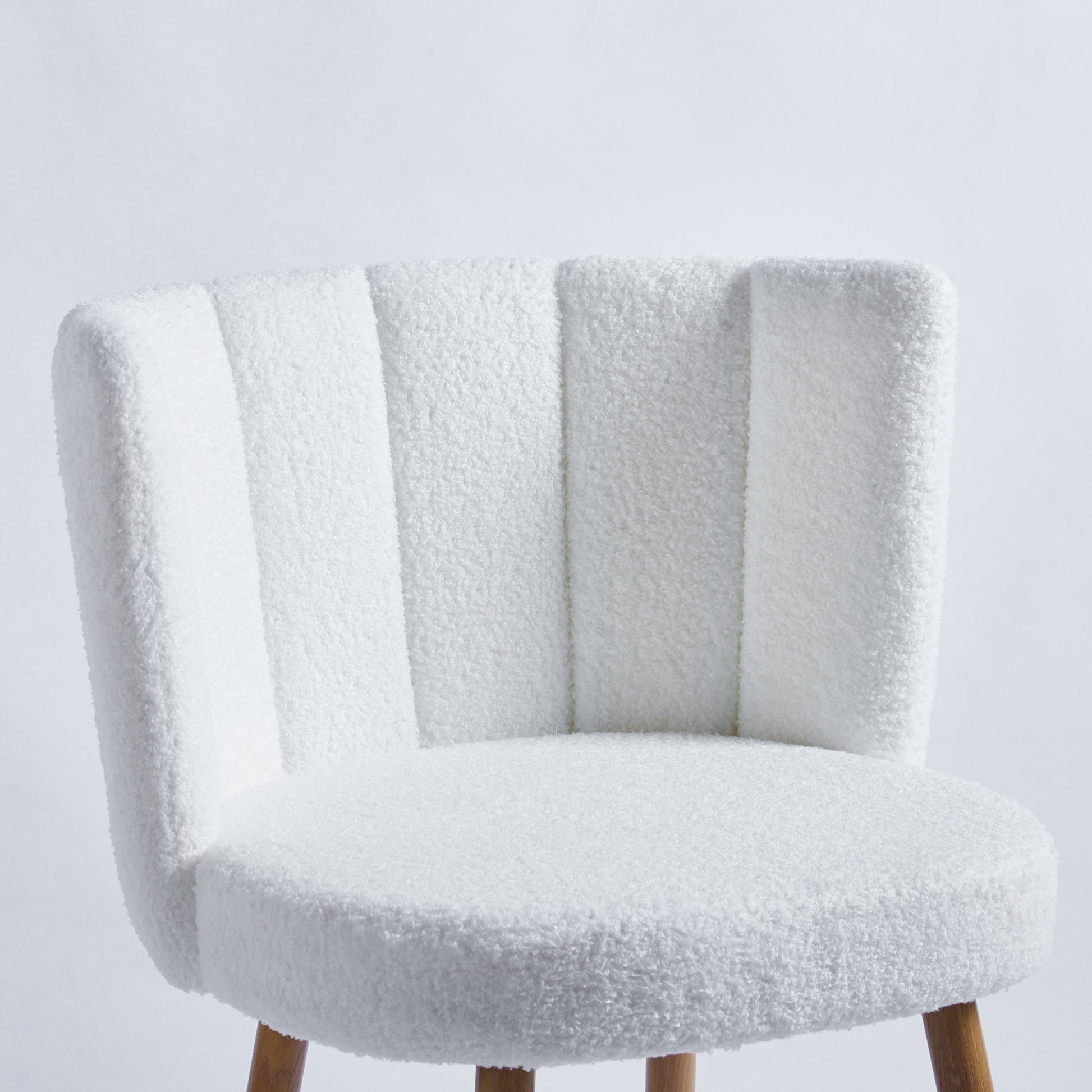 1 4,5Pieces Table And Chair,White Dining Sets,Kitchen Sets,Coffee Sets,Mdf Table And Fabric Chair White Metal