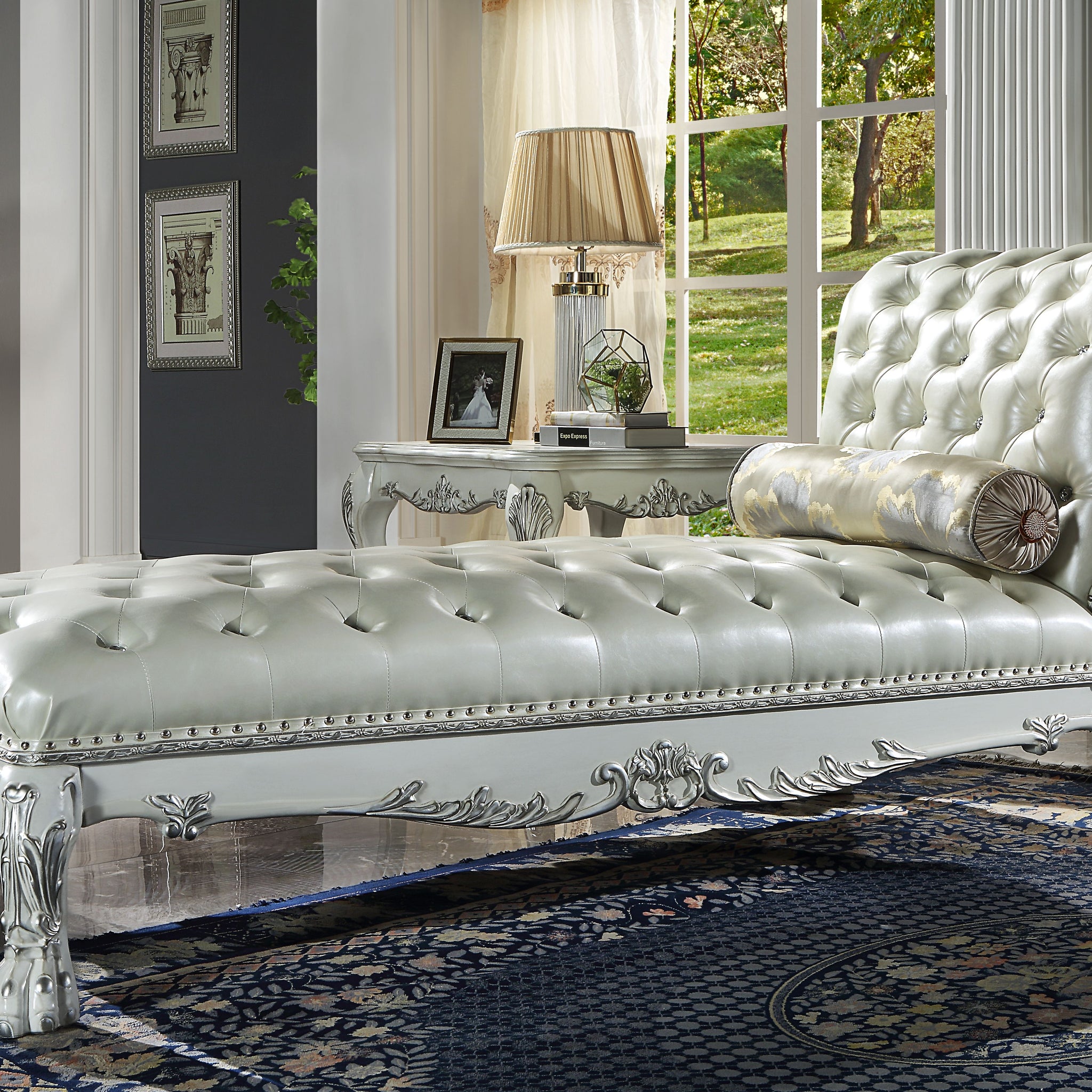 Dresden Chaise W Pillow, Synthetic Leather & Bone White Finish Ac01693 White Pu Leather