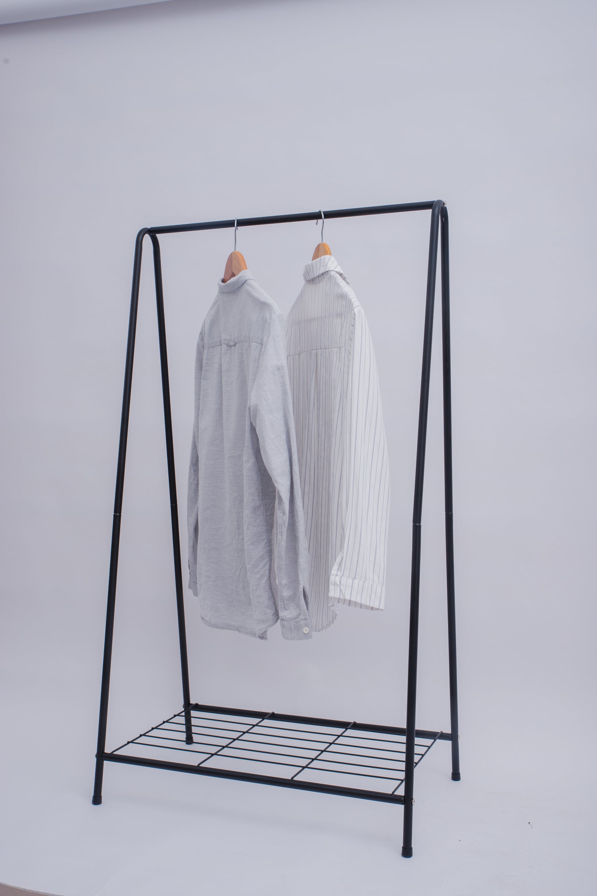 Store Level 1 Ladder To Secure Hangers Black Iron
